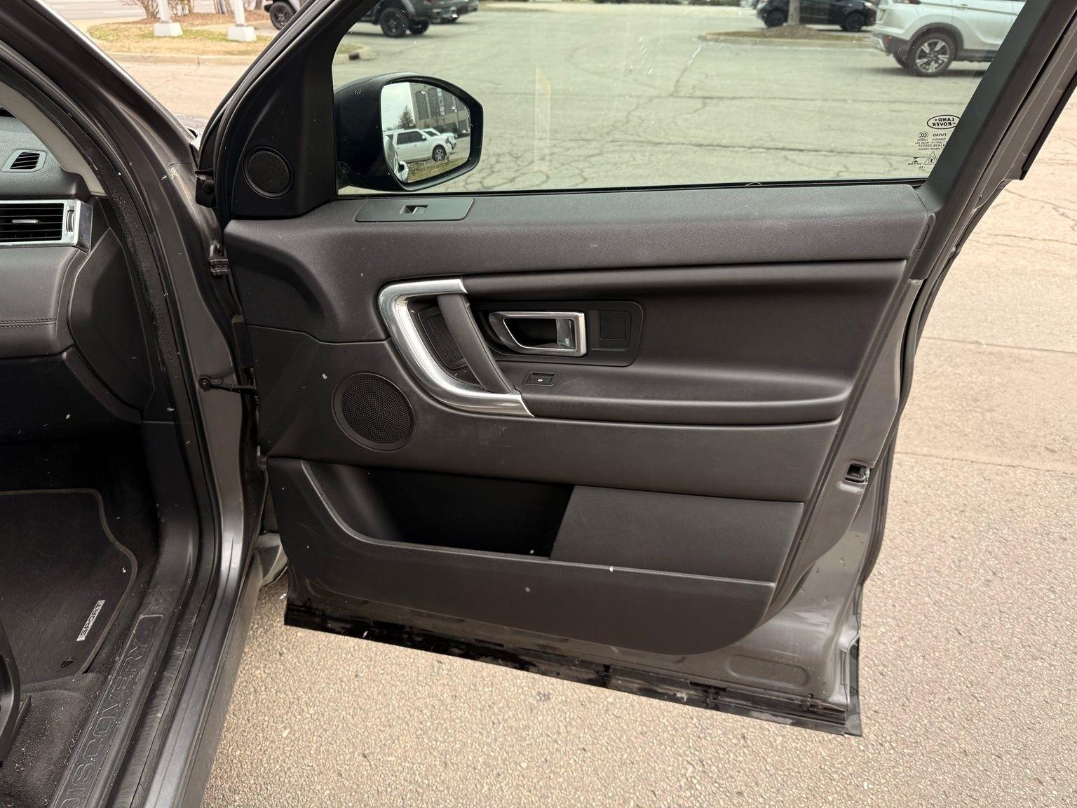 Land Rover Discovery Sport  2016