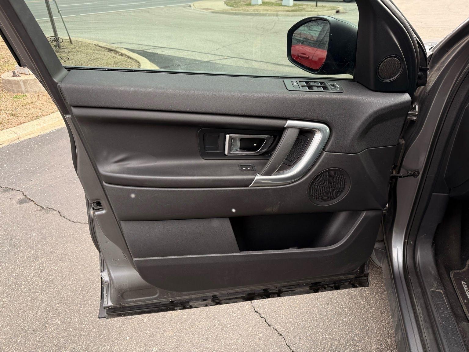 Land Rover Discovery Sport  2016