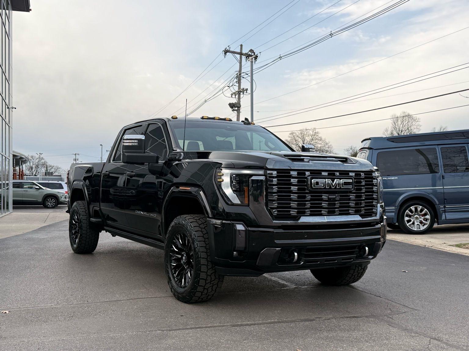 2024 GMC Sierra 2500HD Denali Ultimate