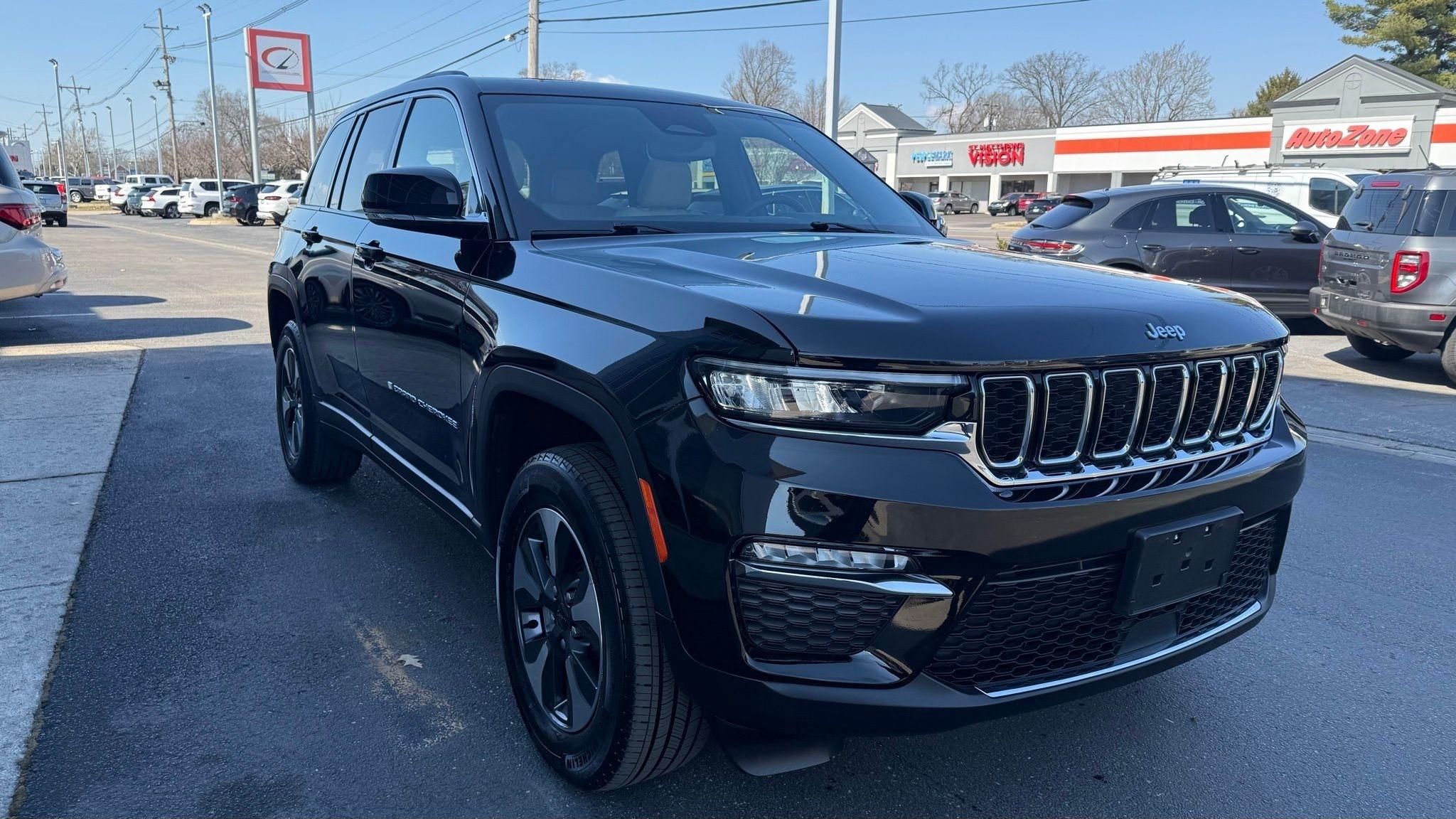 Jeep Grand Cherokee  2023