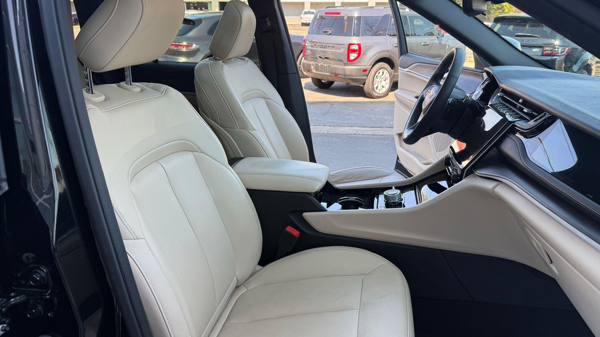 Jeep Grand Cherokee  2023