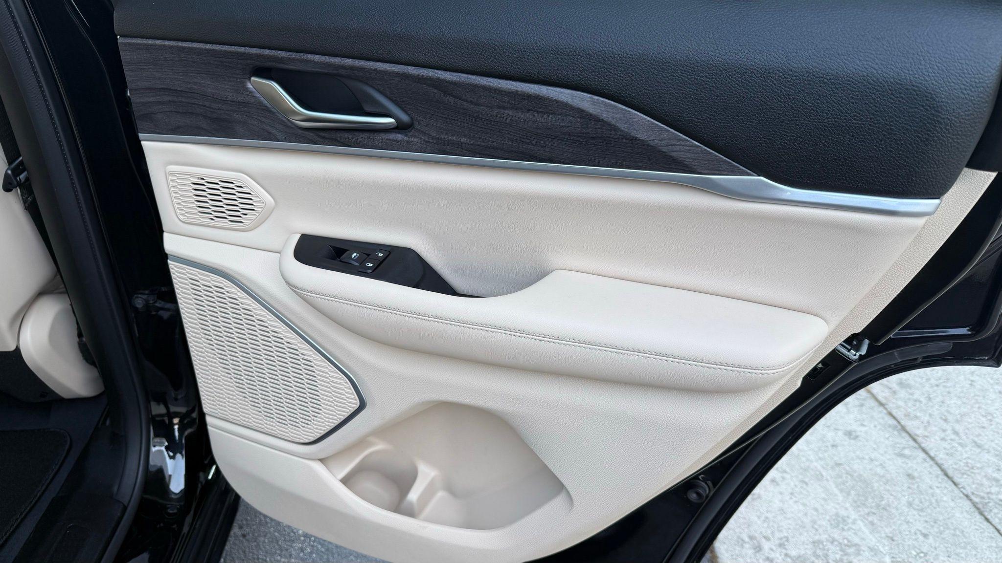 Jeep Grand Cherokee  2023