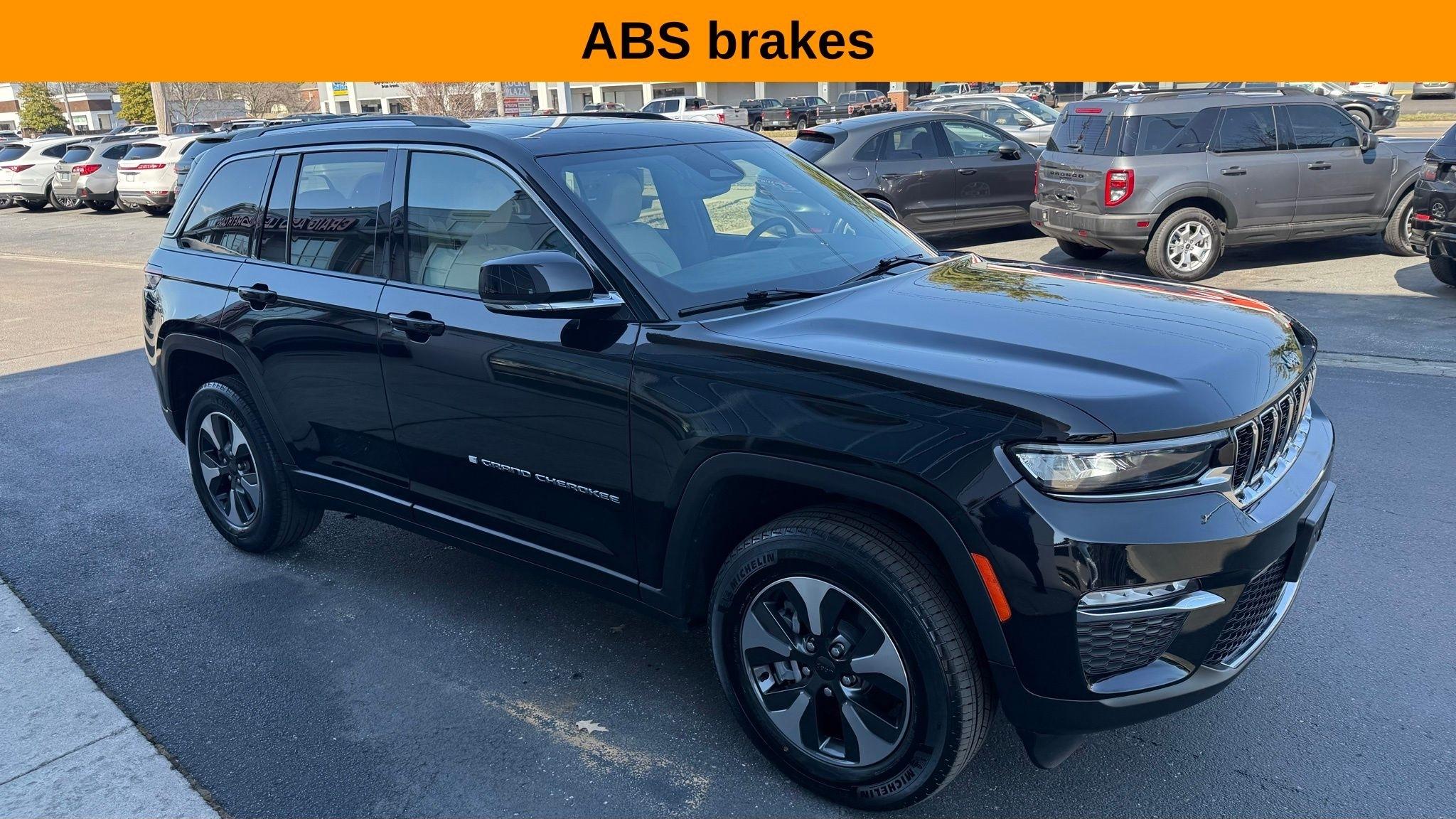 Jeep Grand Cherokee  2023