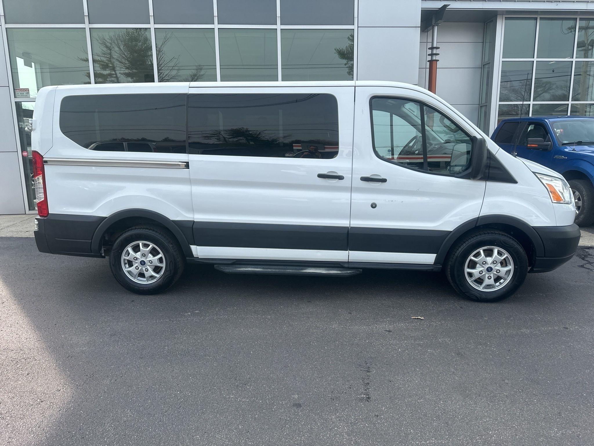 Ford Transit  2015