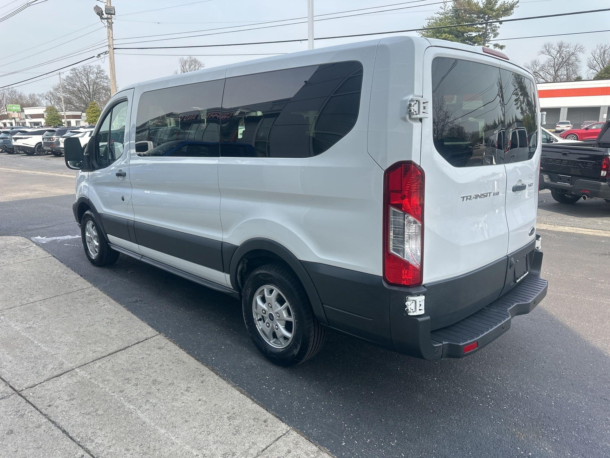 Ford Transit  2015