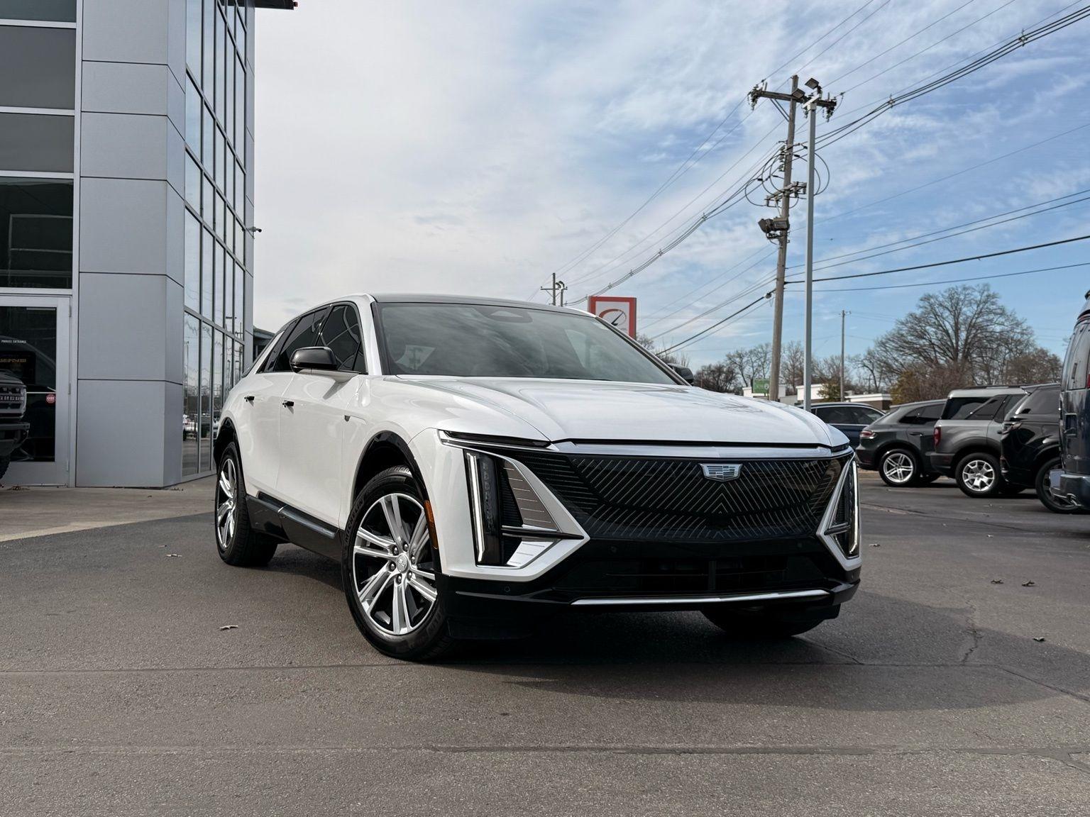 2024 Cadillac Lyriq Tech