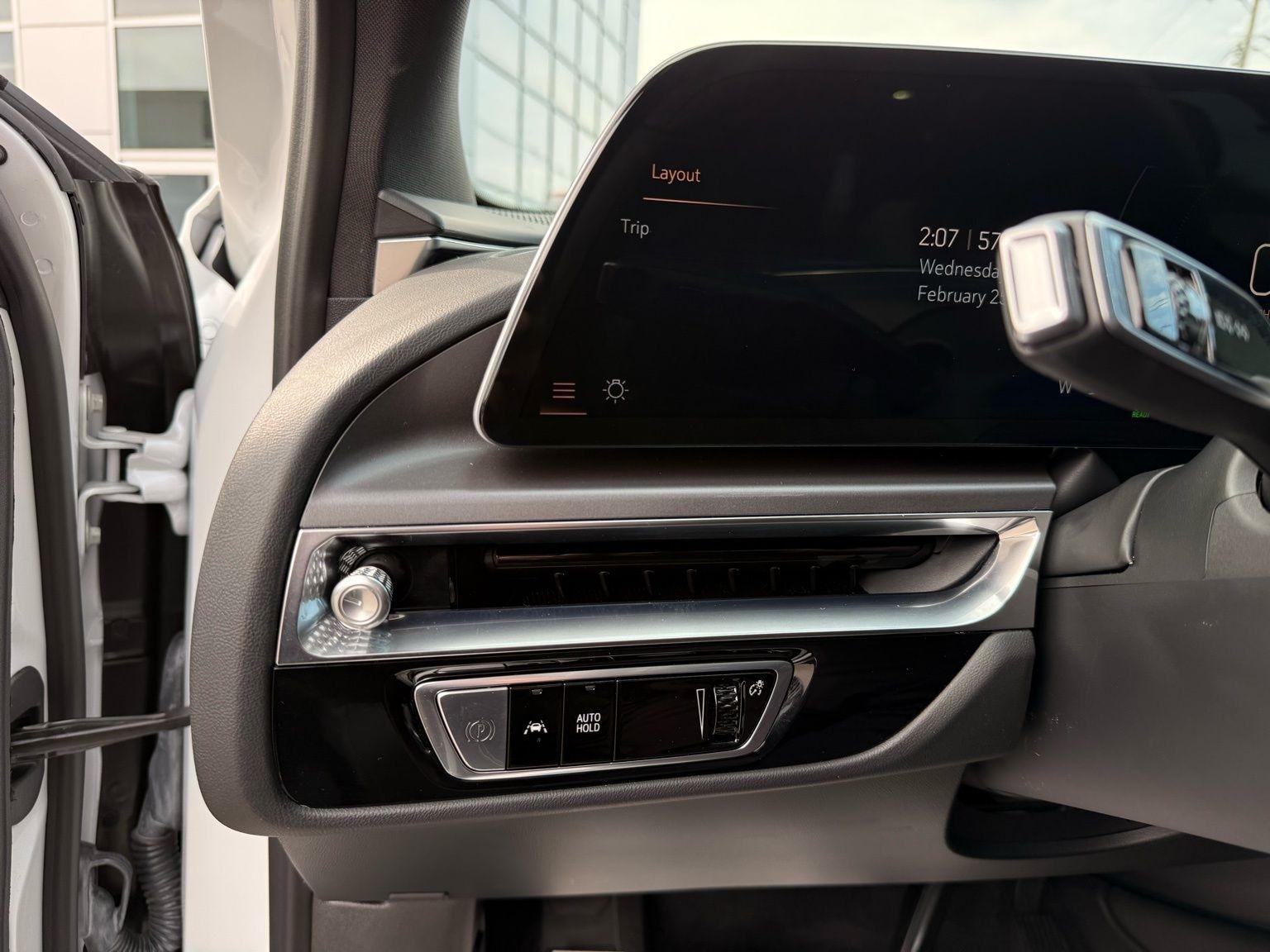 Cadillac Lyriq  2024