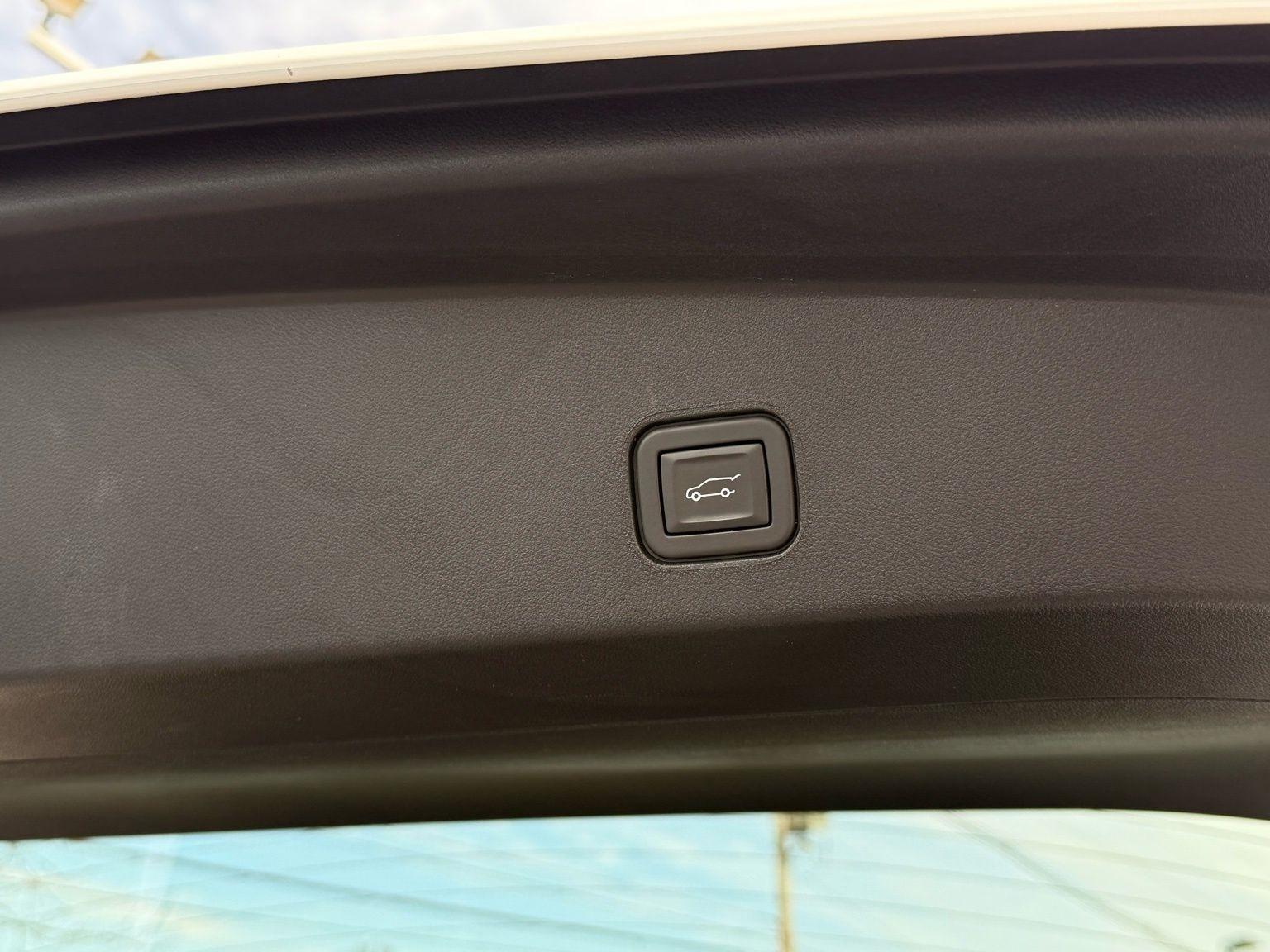 Cadillac Lyriq  2024