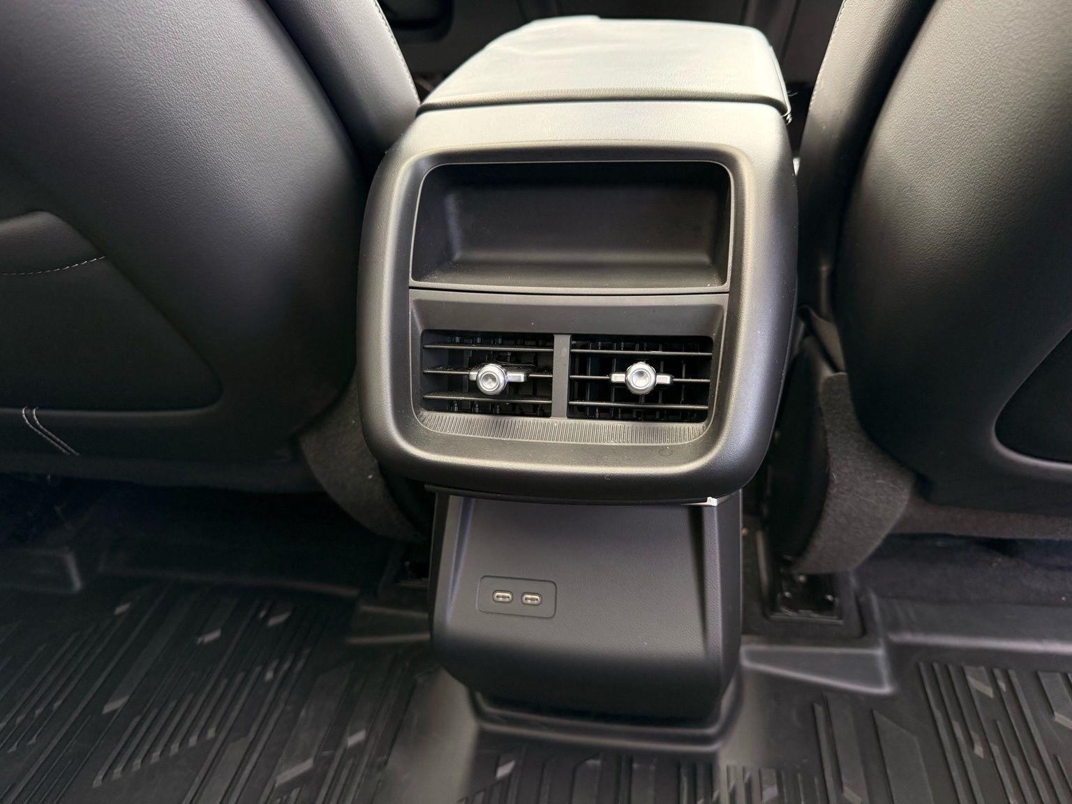 Cadillac Lyriq  2024