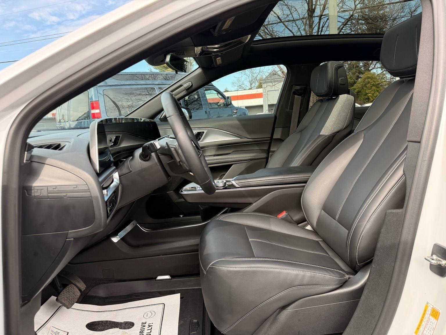 Cadillac Lyriq  2024