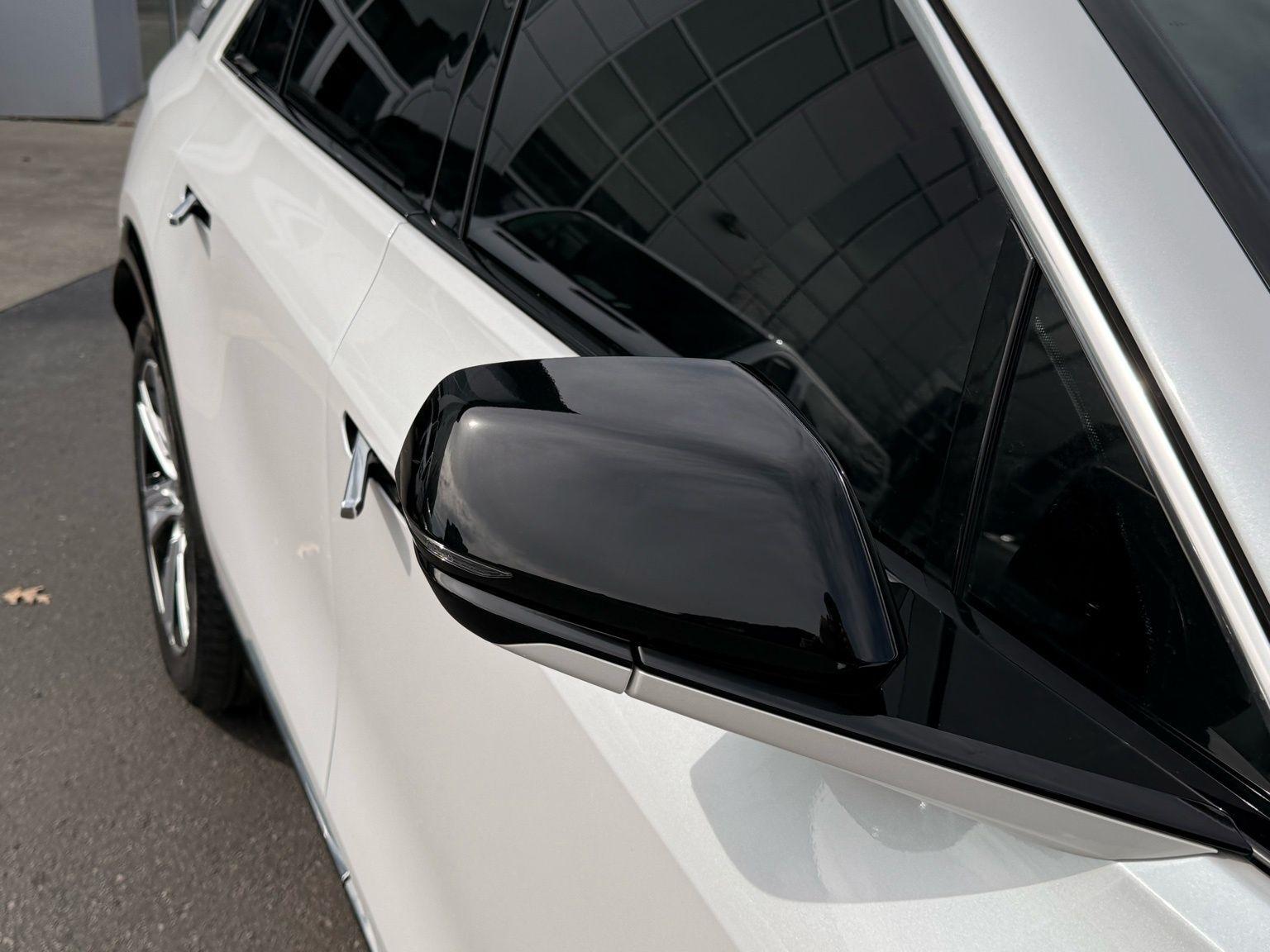 Cadillac Lyriq  2024