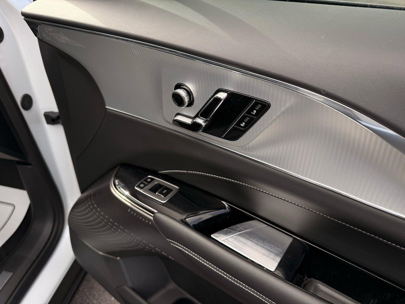 Cadillac Lyriq  2024