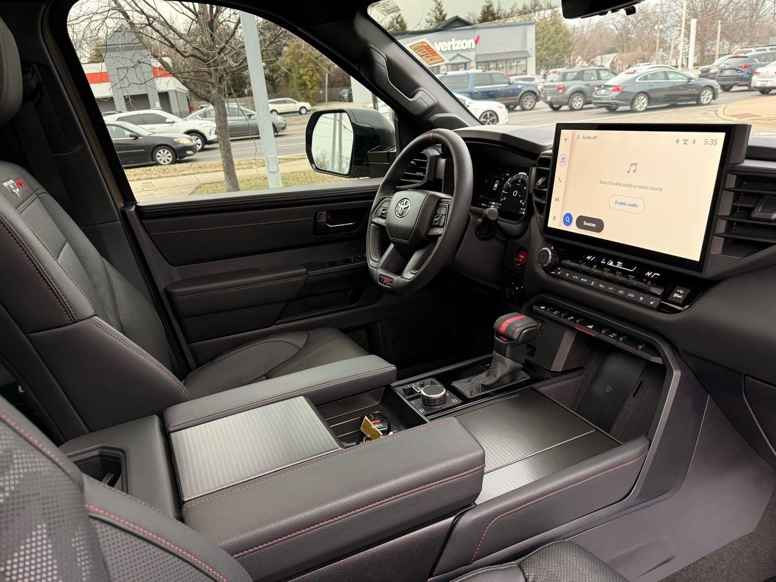 Toyota Sequoia  2025