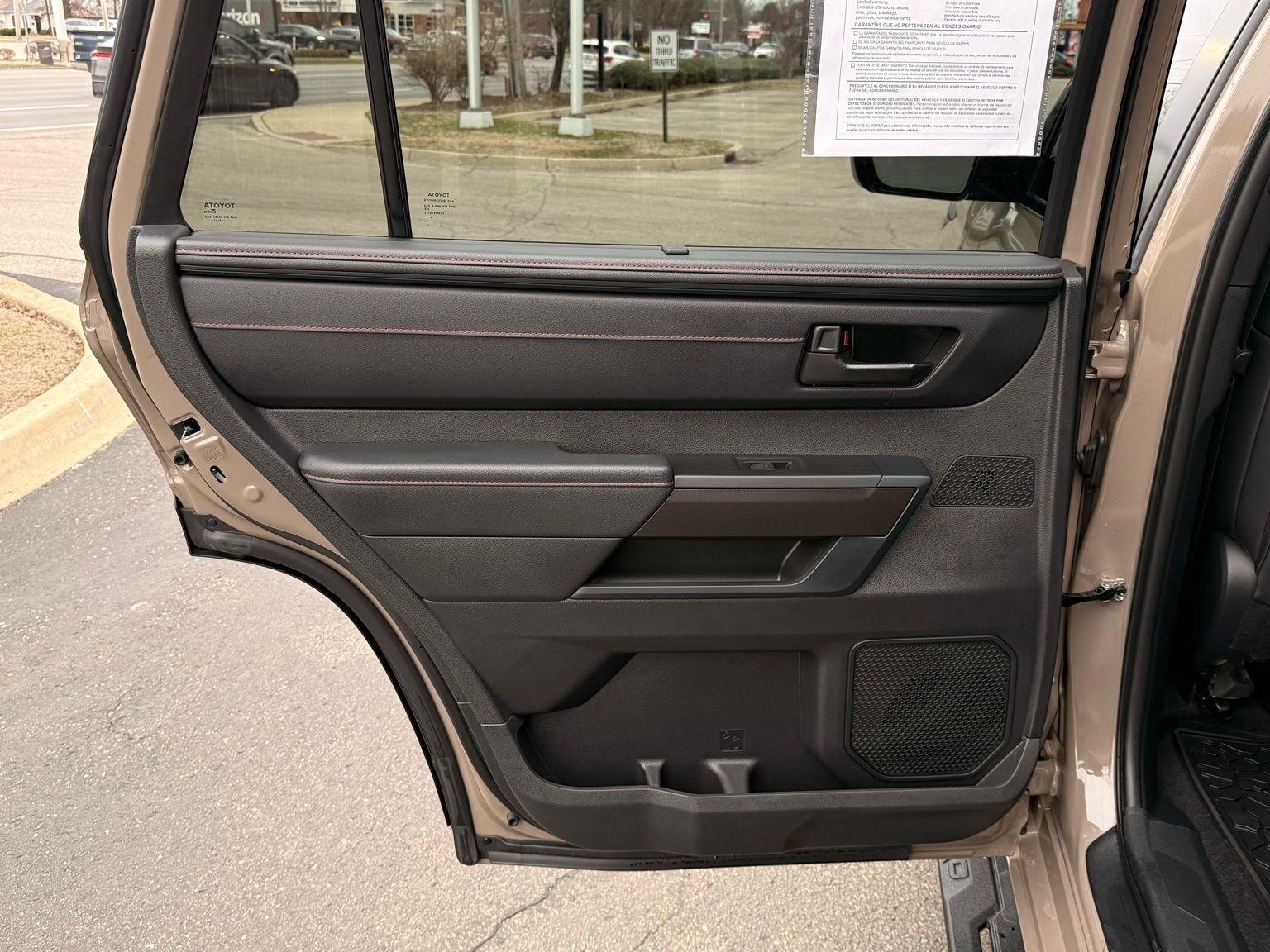 Toyota Sequoia  2025