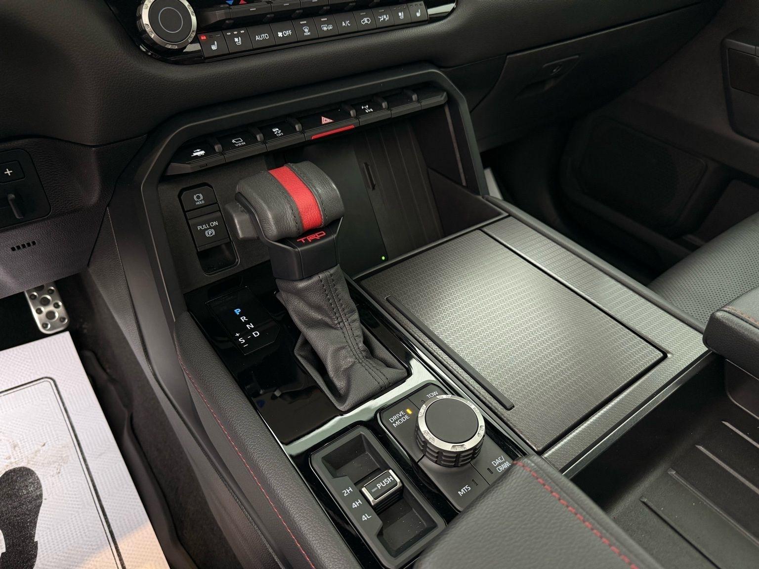 Toyota Sequoia  2025