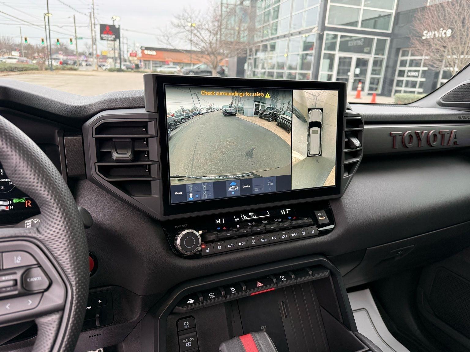 Toyota Sequoia  2025