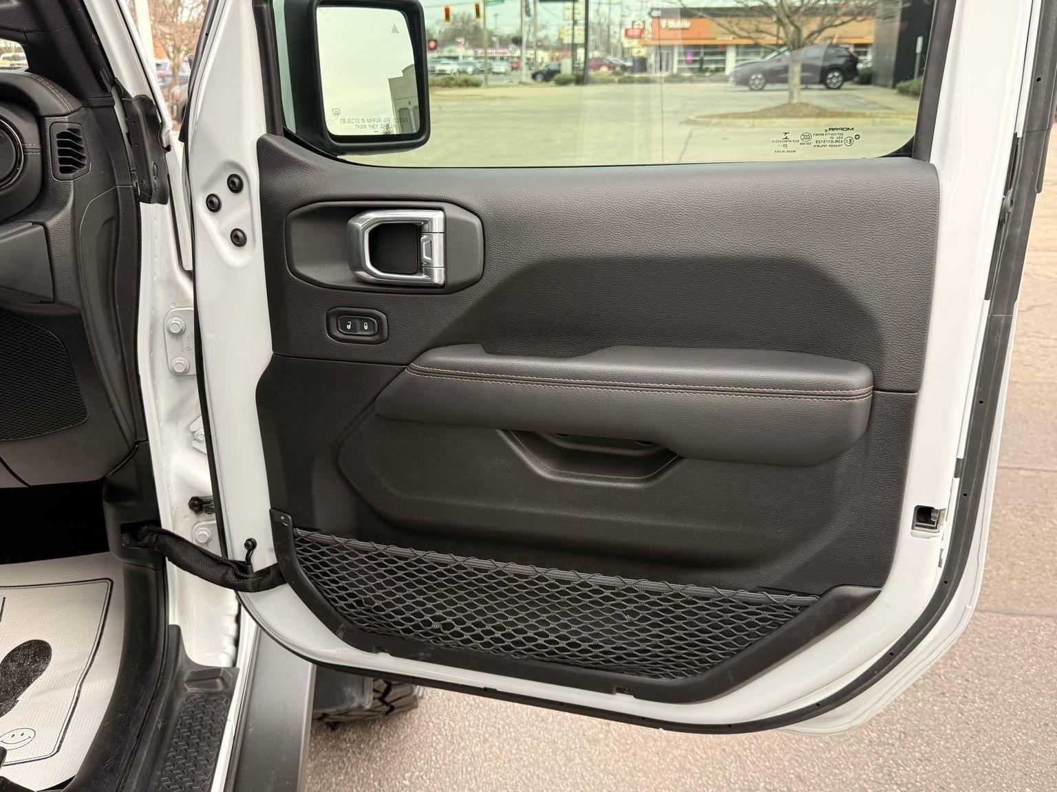 Jeep Gladiator  2021