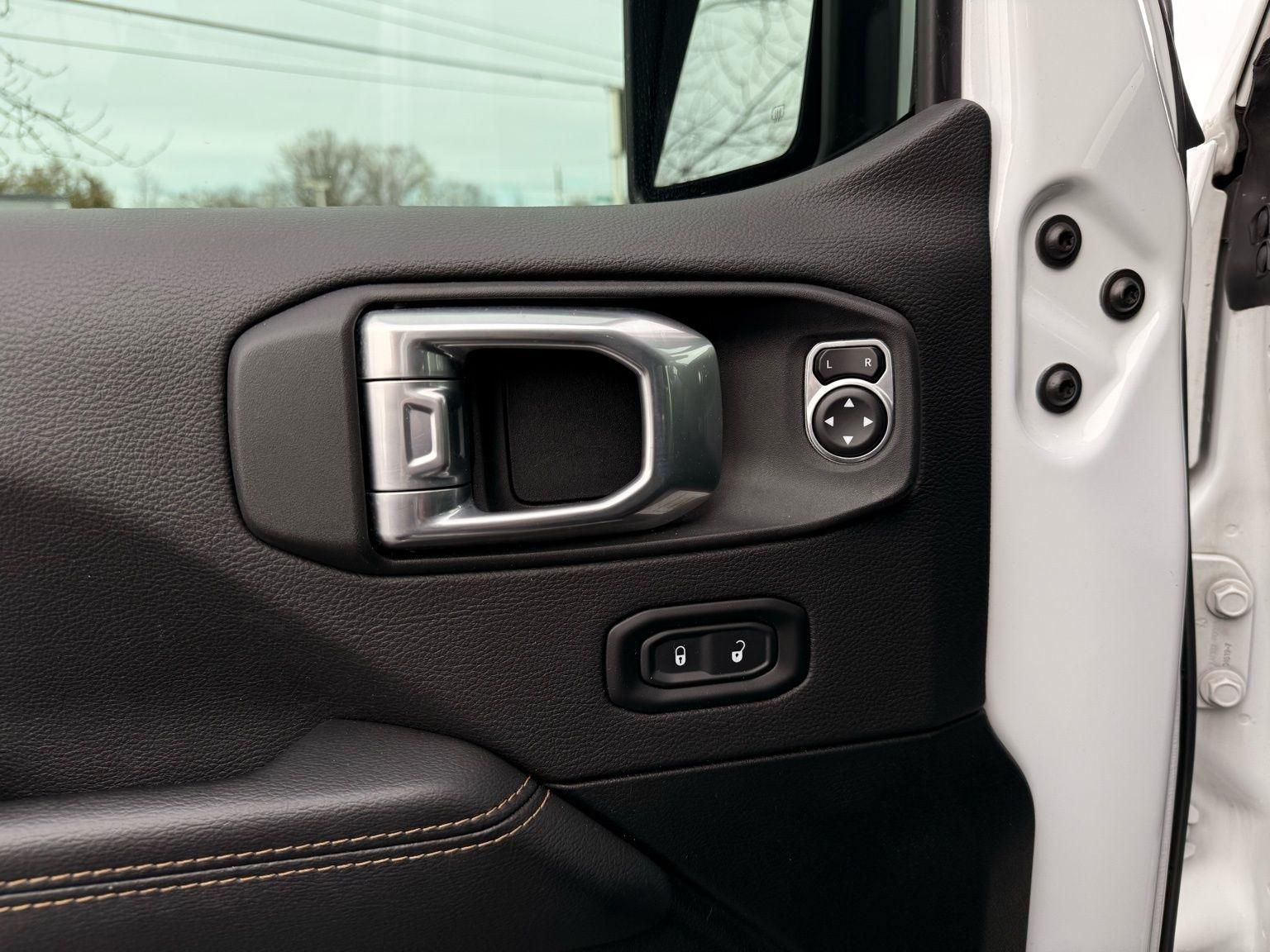 Jeep Gladiator  2021