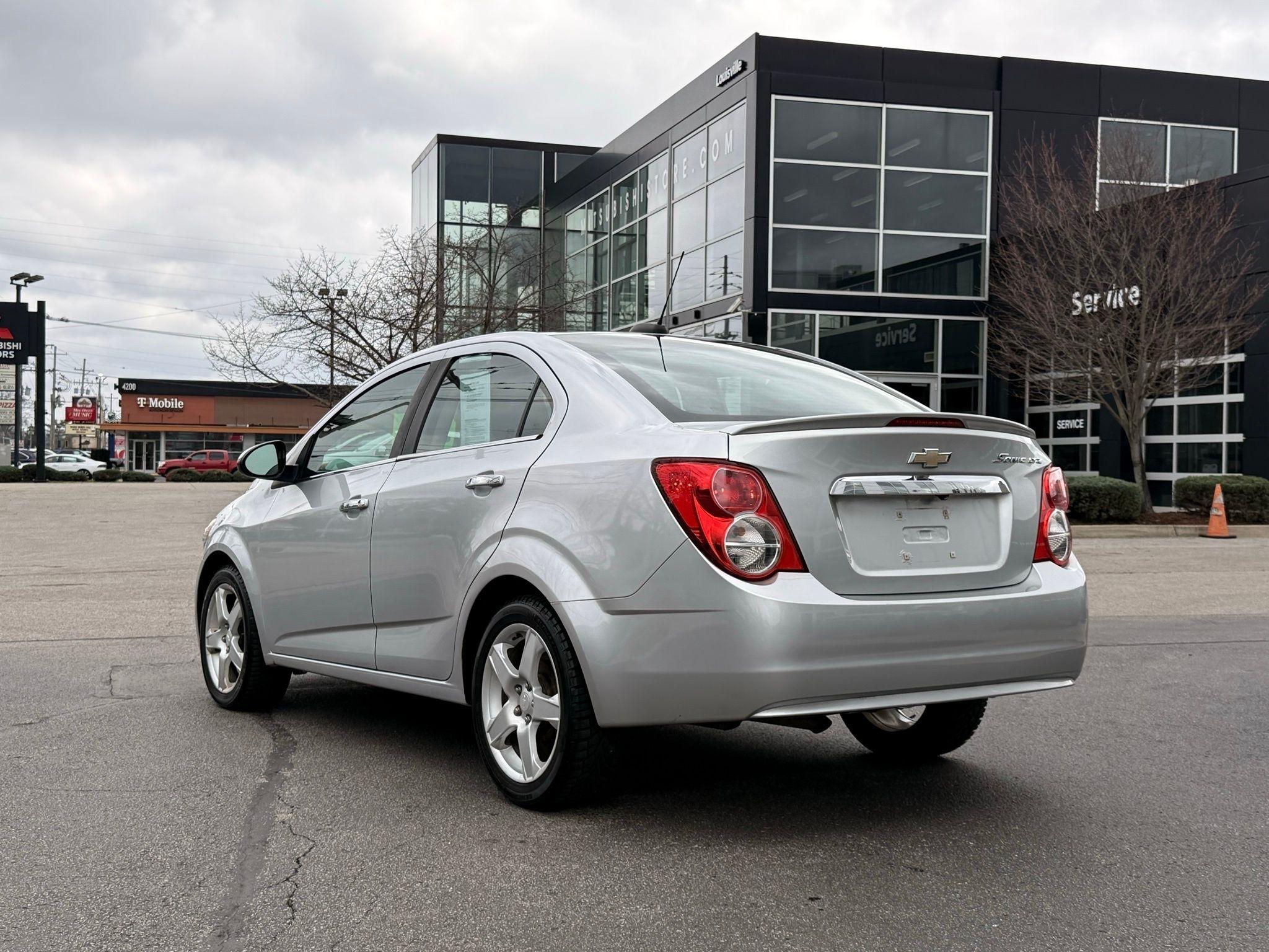 Chevrolet Sonic  2015