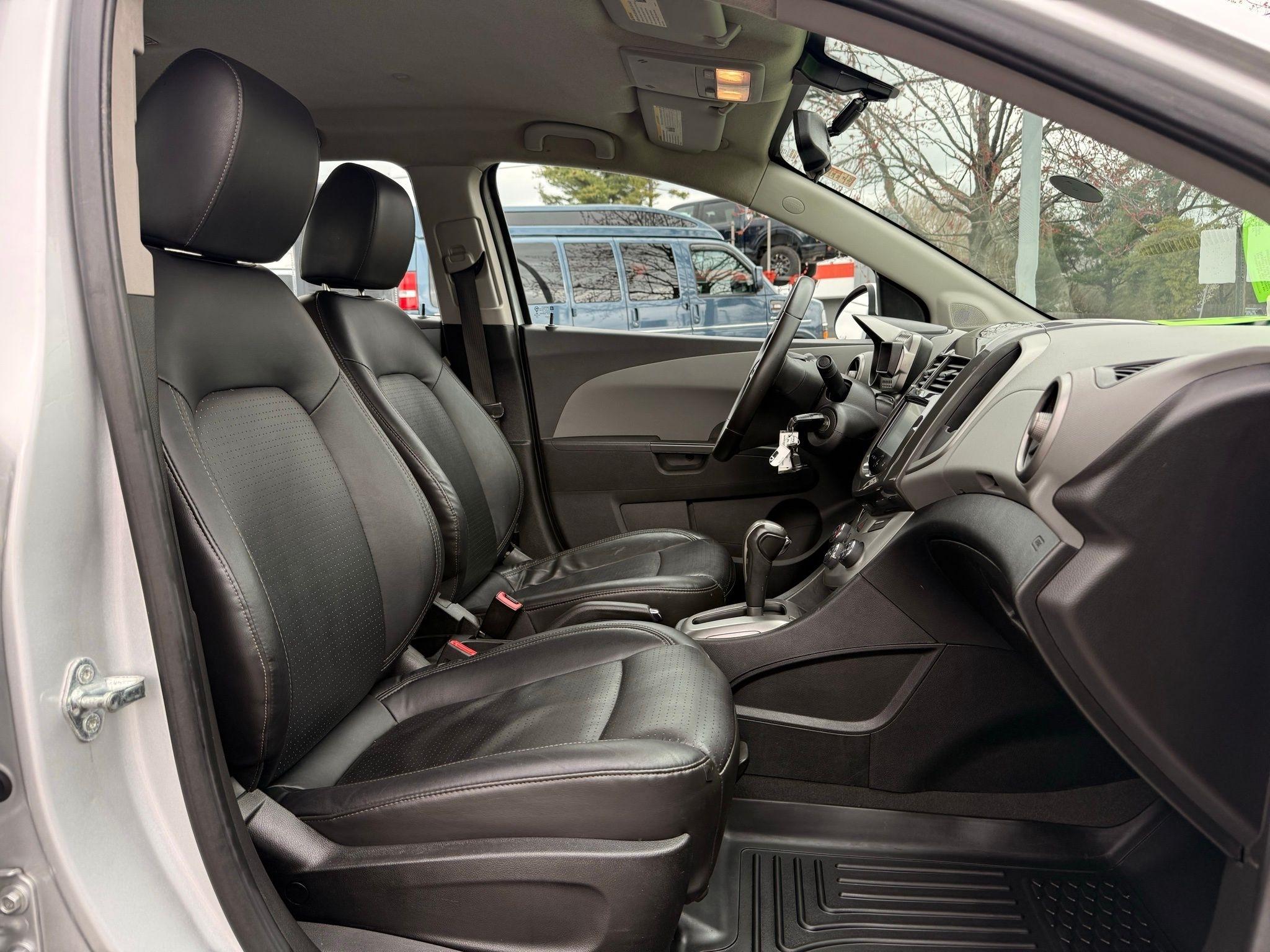 Chevrolet Sonic  2015