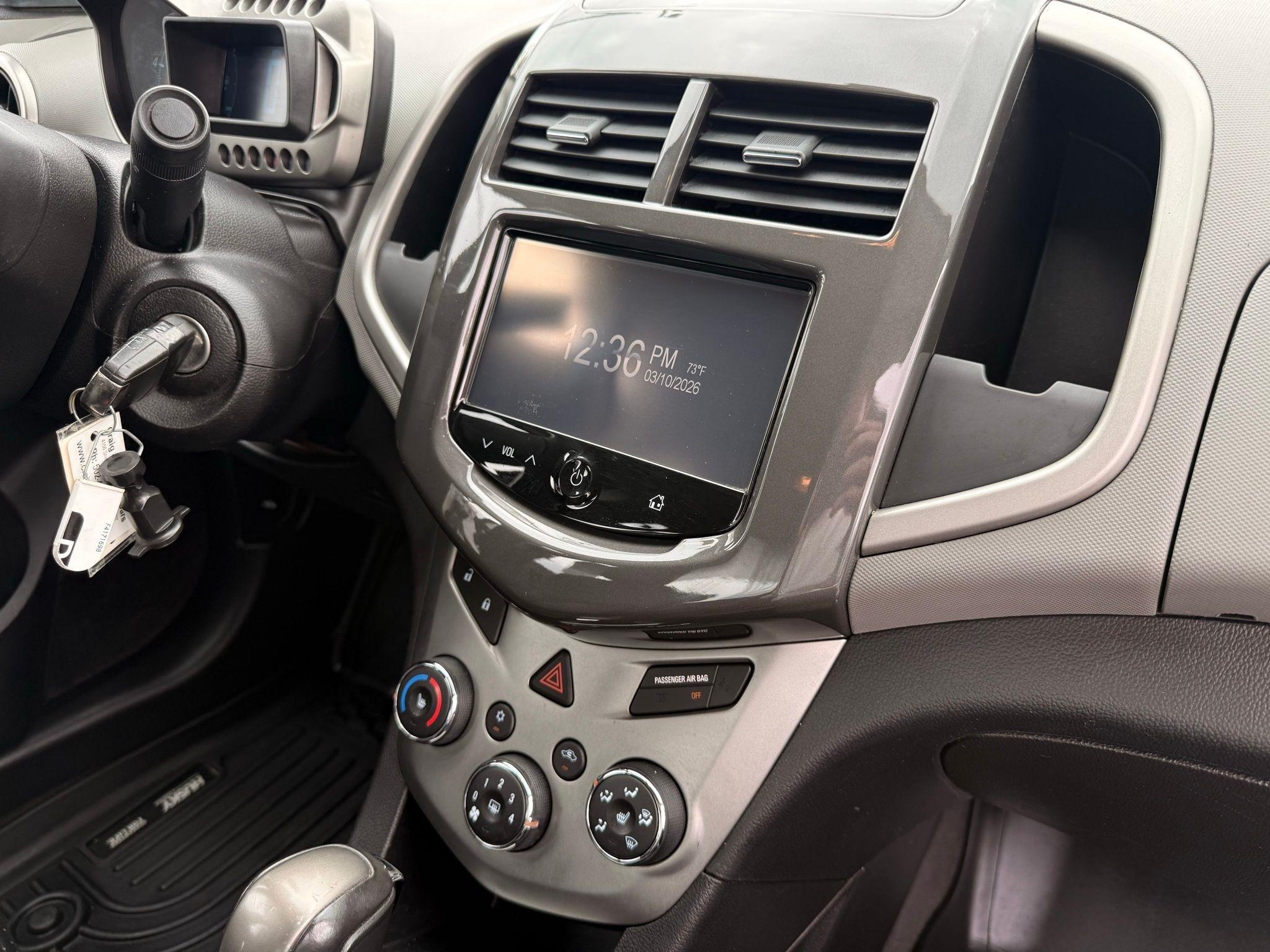 Chevrolet Sonic  2015