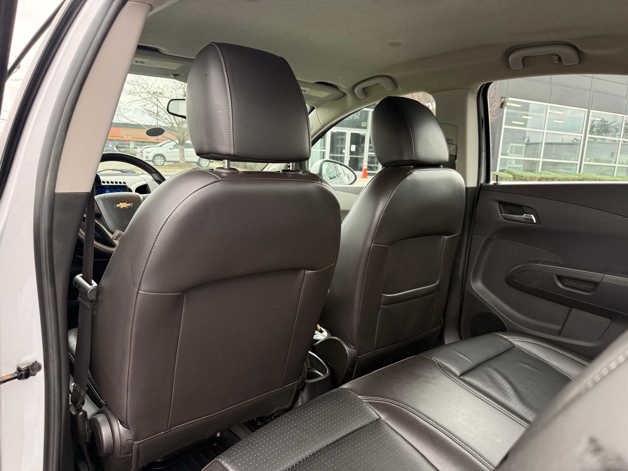 Chevrolet Sonic  2015