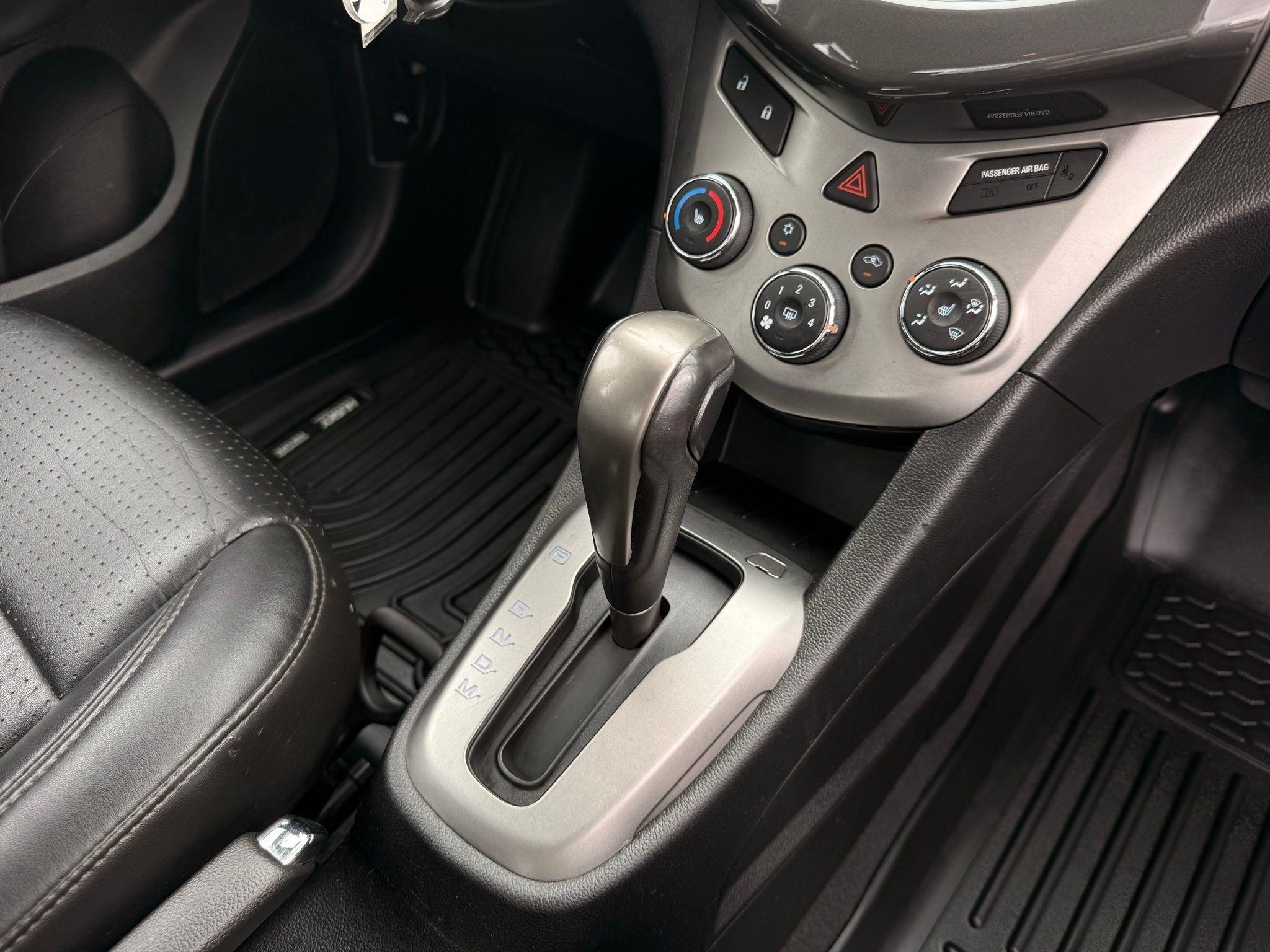 Chevrolet Sonic  2015