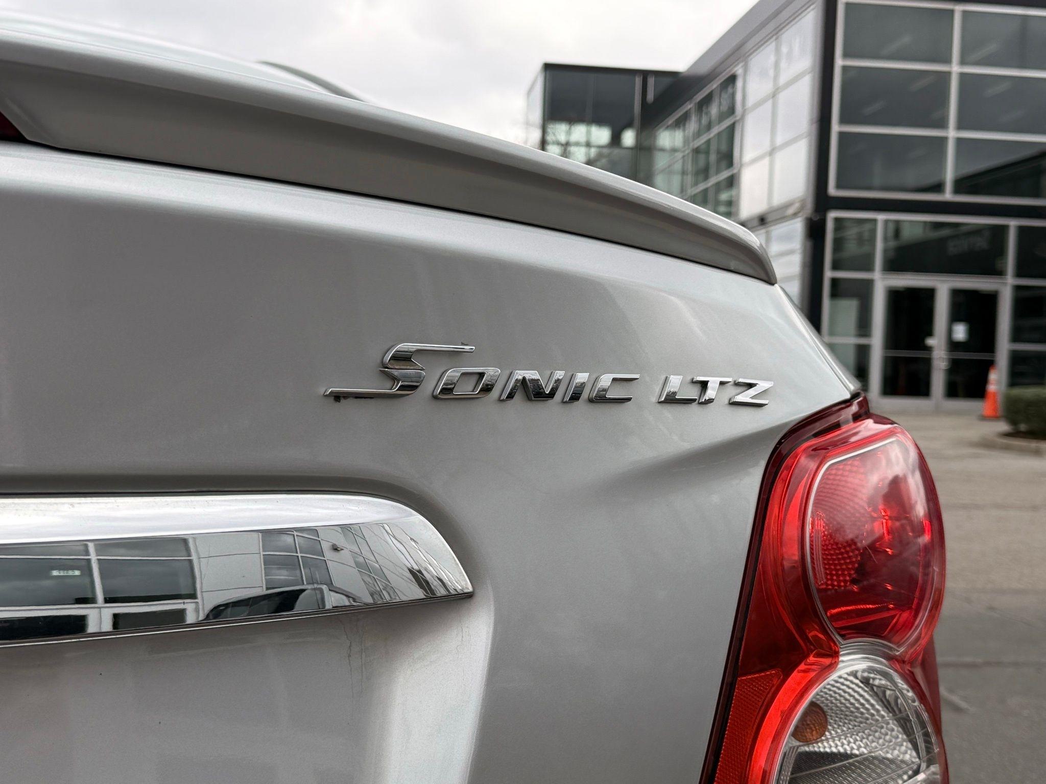 Chevrolet Sonic  2015