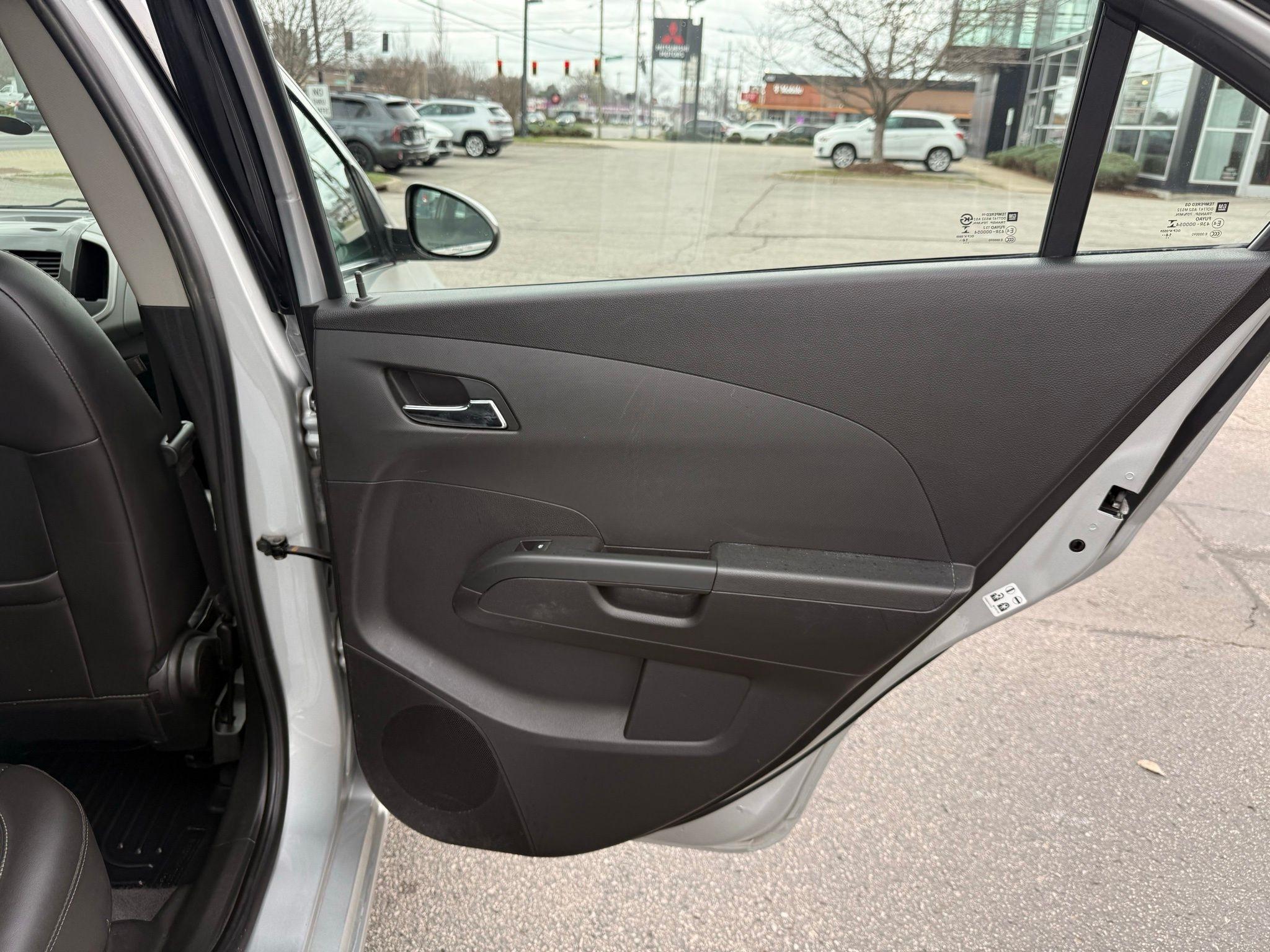 Chevrolet Sonic  2015