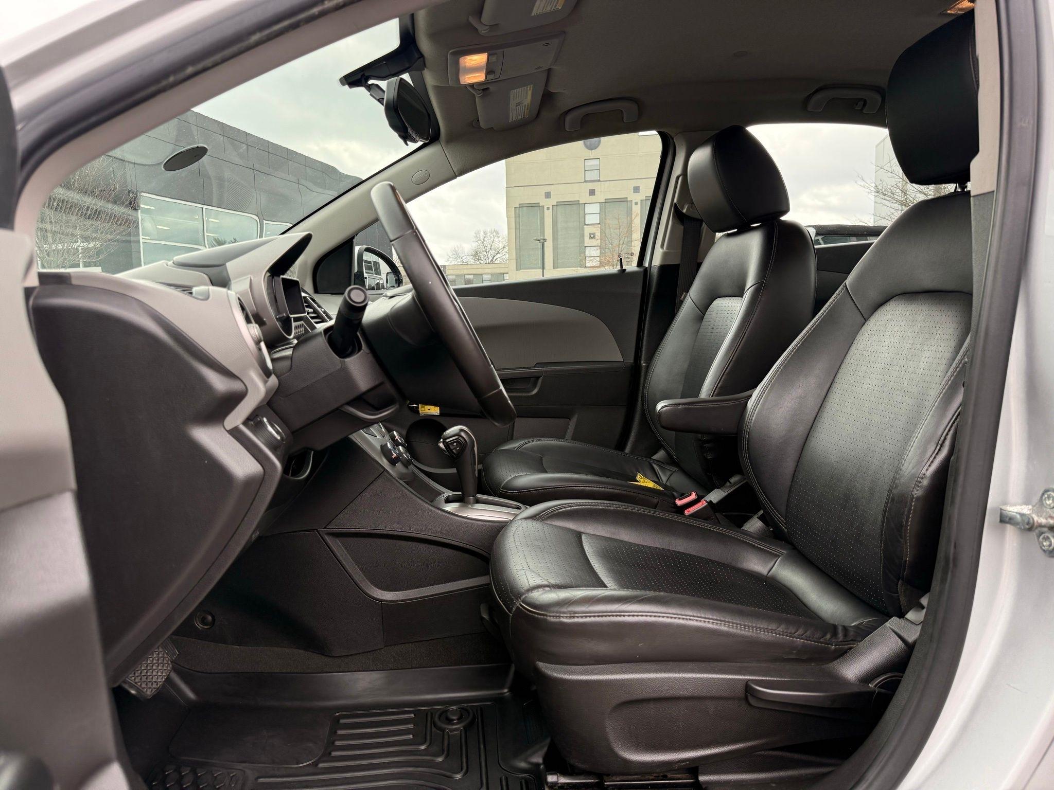 Chevrolet Sonic  2015