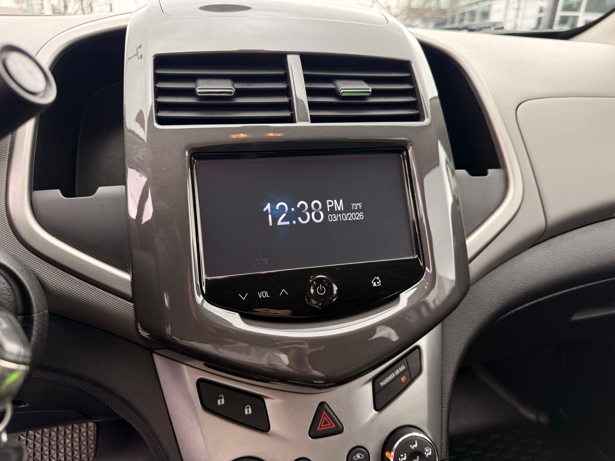 Chevrolet Sonic  2015