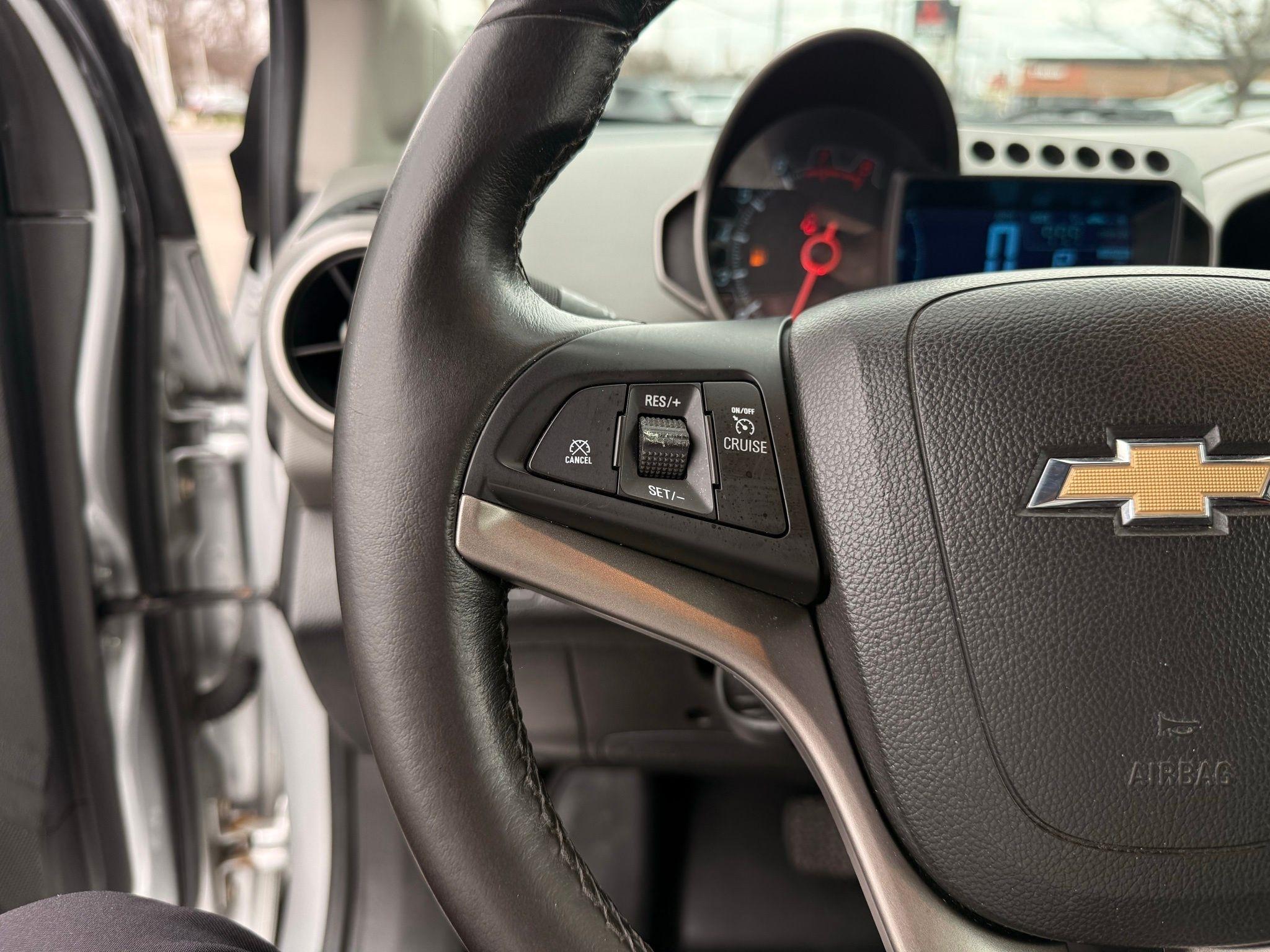 Chevrolet Sonic  2015