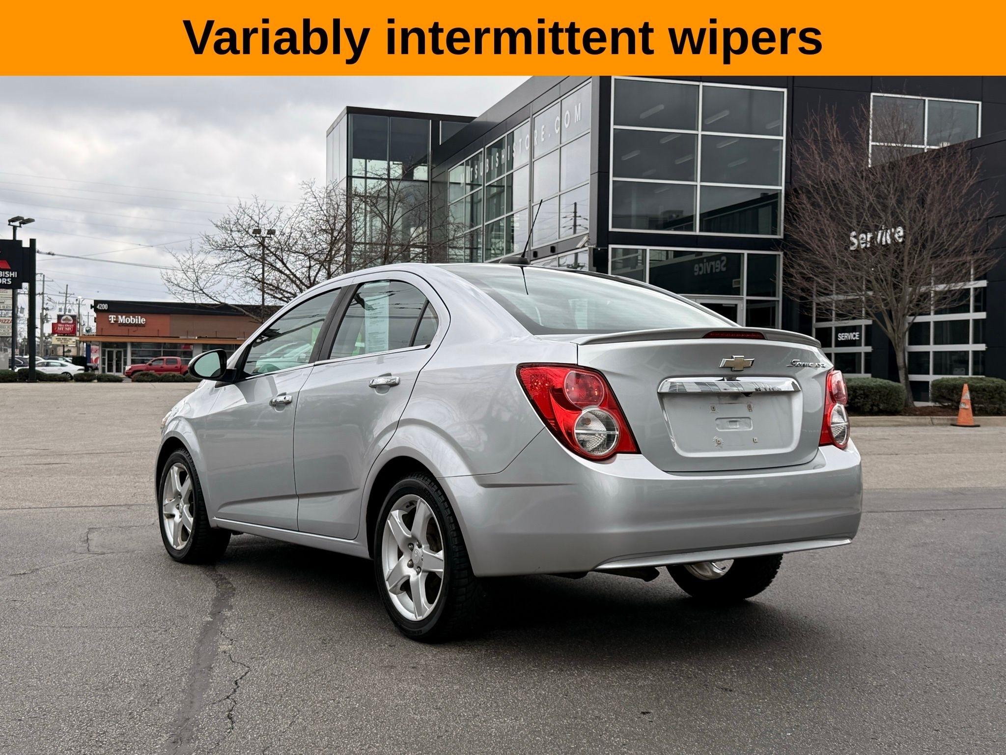 Chevrolet Sonic  2015