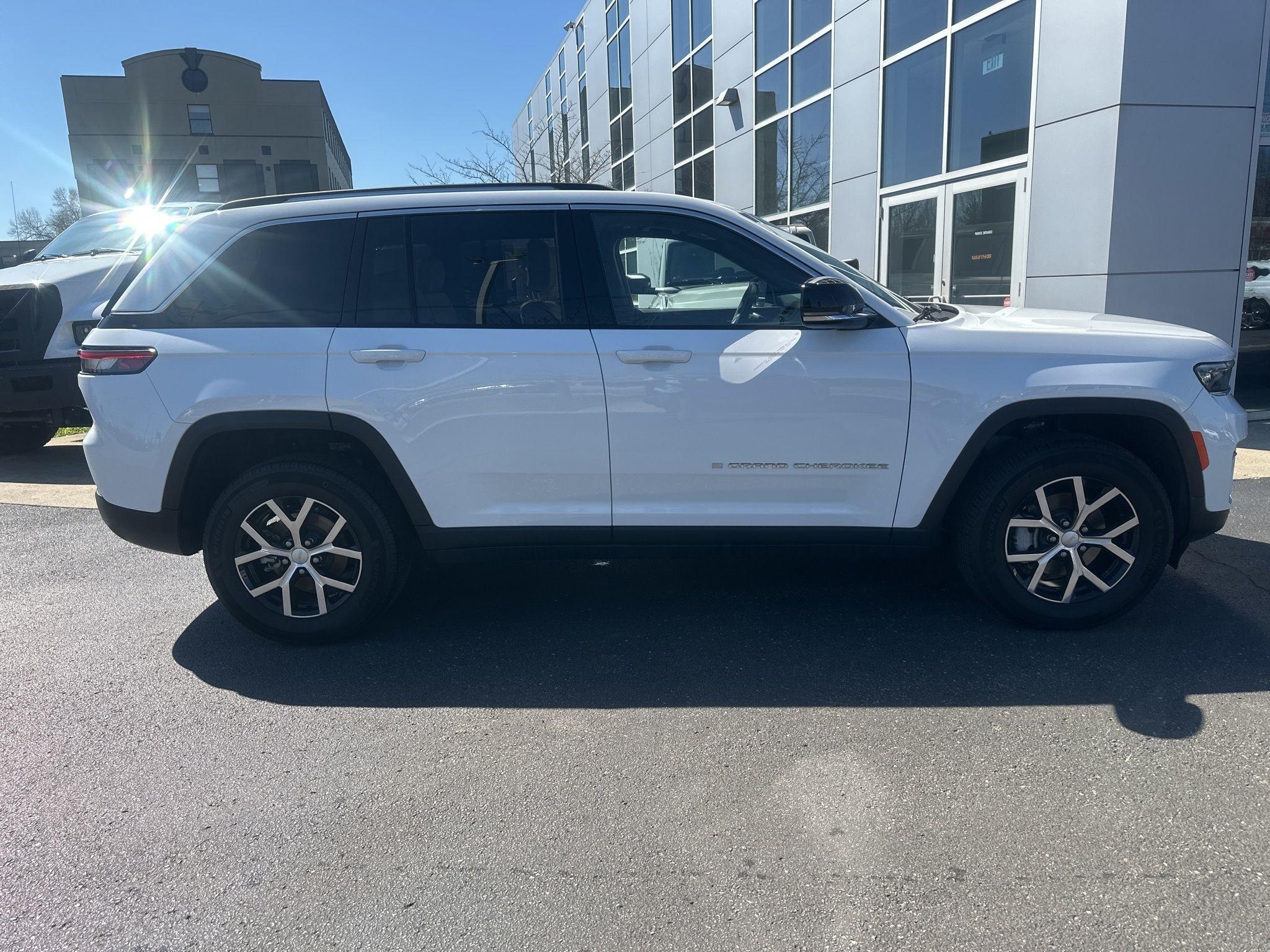 Jeep Grand Cherokee  2023