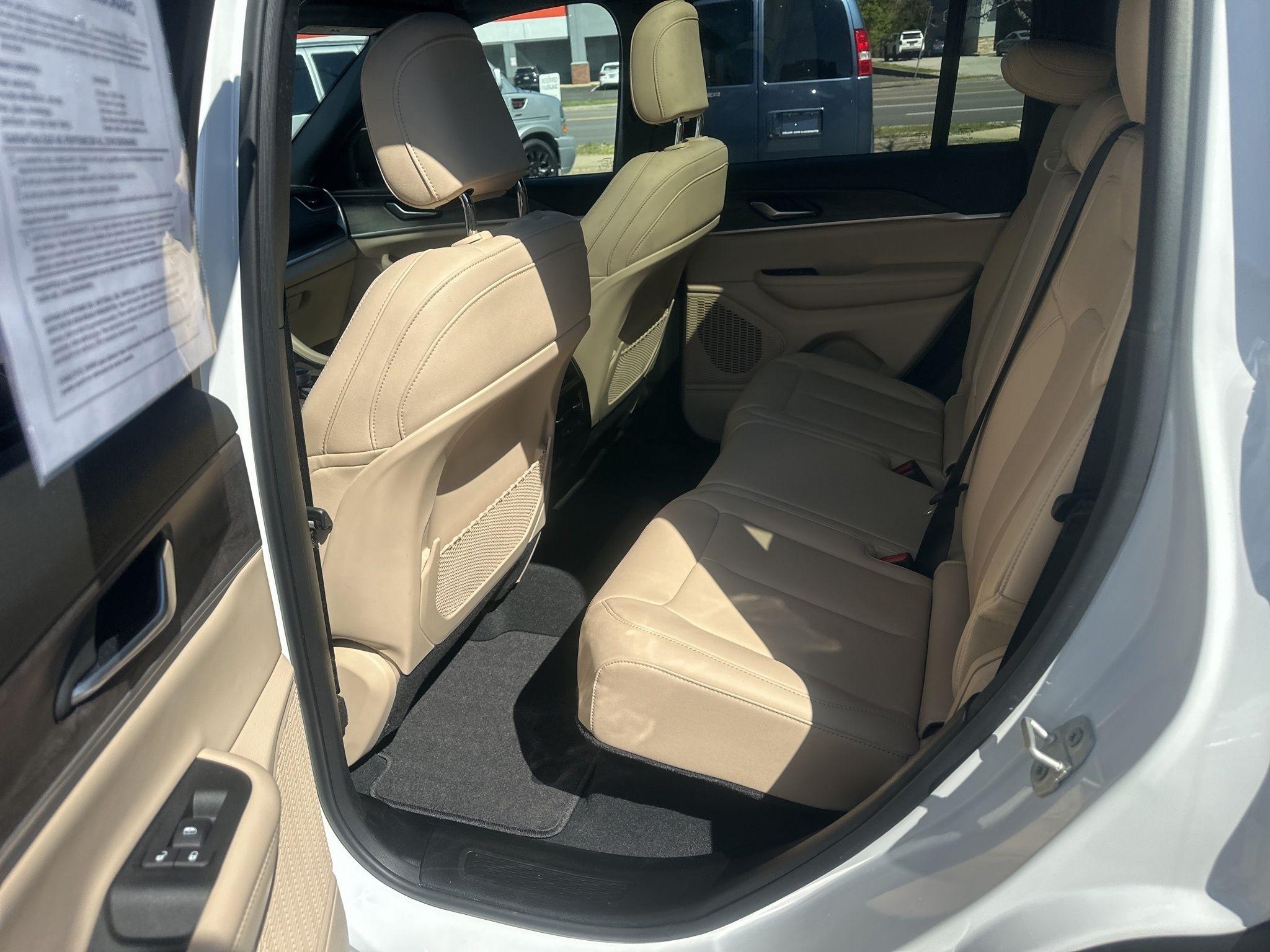 Jeep Grand Cherokee  2023