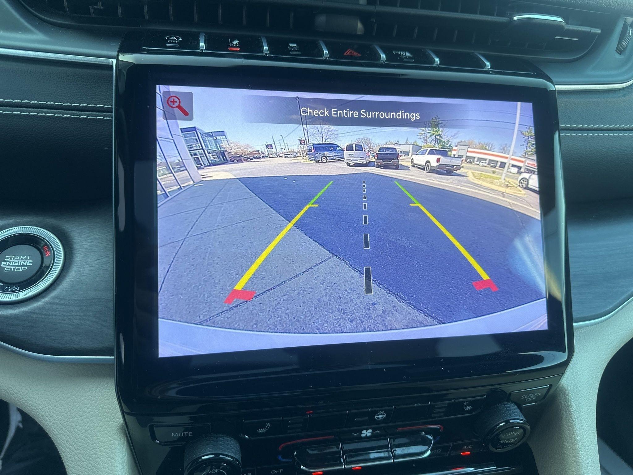 Jeep Grand Cherokee  2023