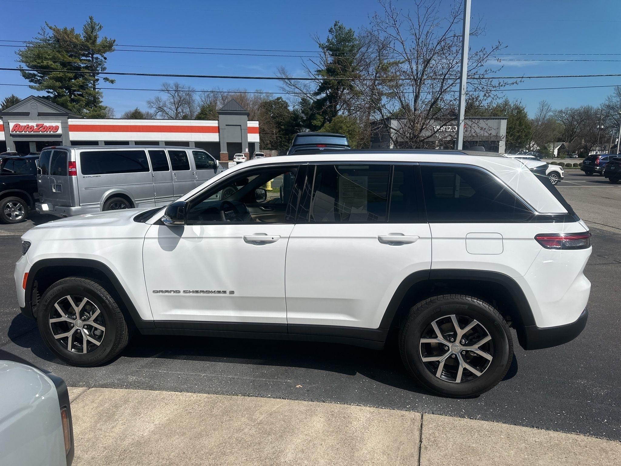 Jeep Grand Cherokee  2023