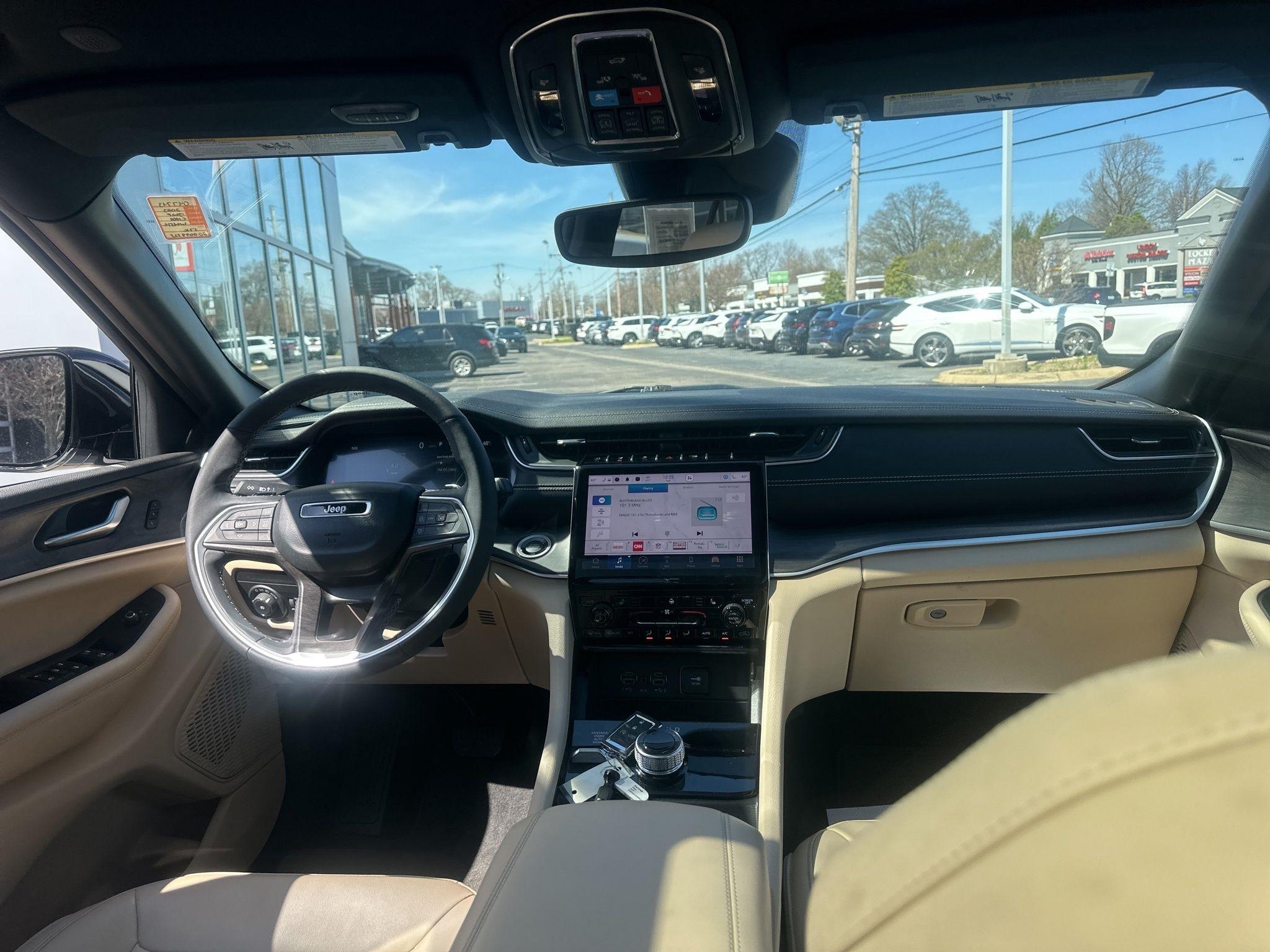 Jeep Grand Cherokee  2023