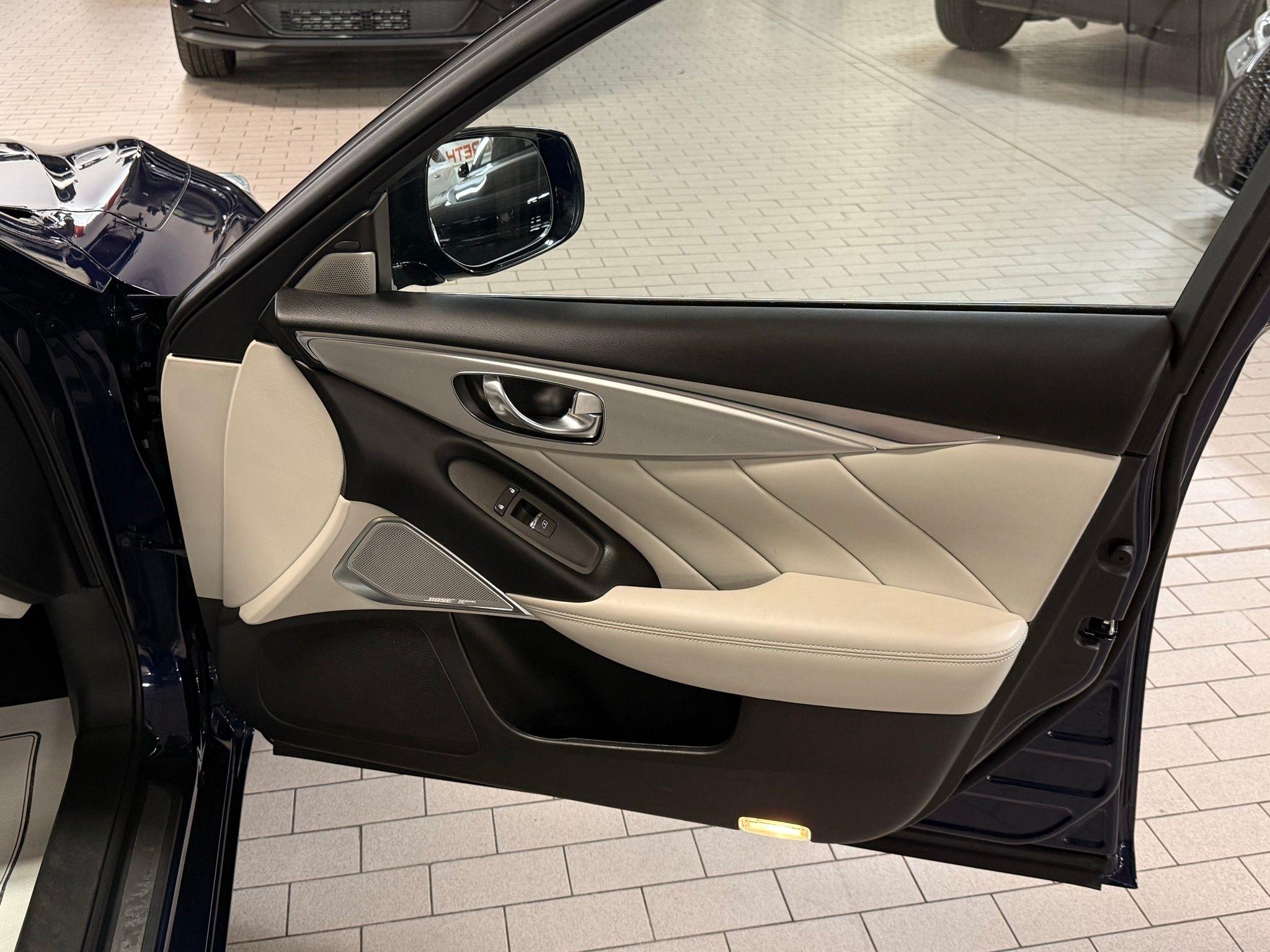 Infiniti Q50  2023