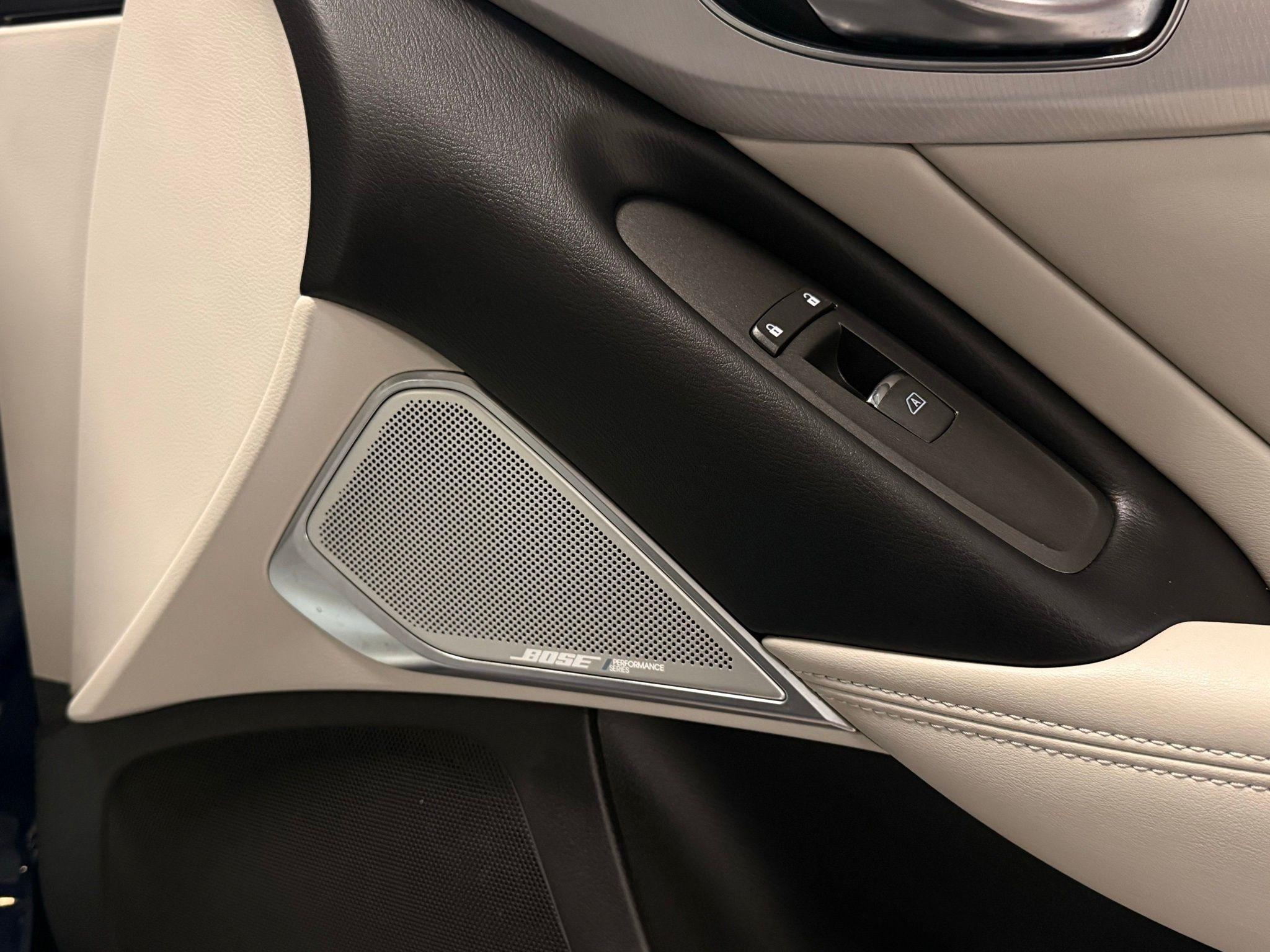 Infiniti Q50  2023