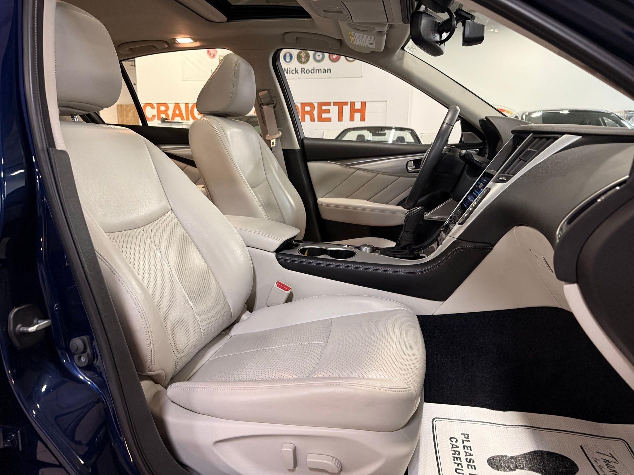 Infiniti Q50  2023