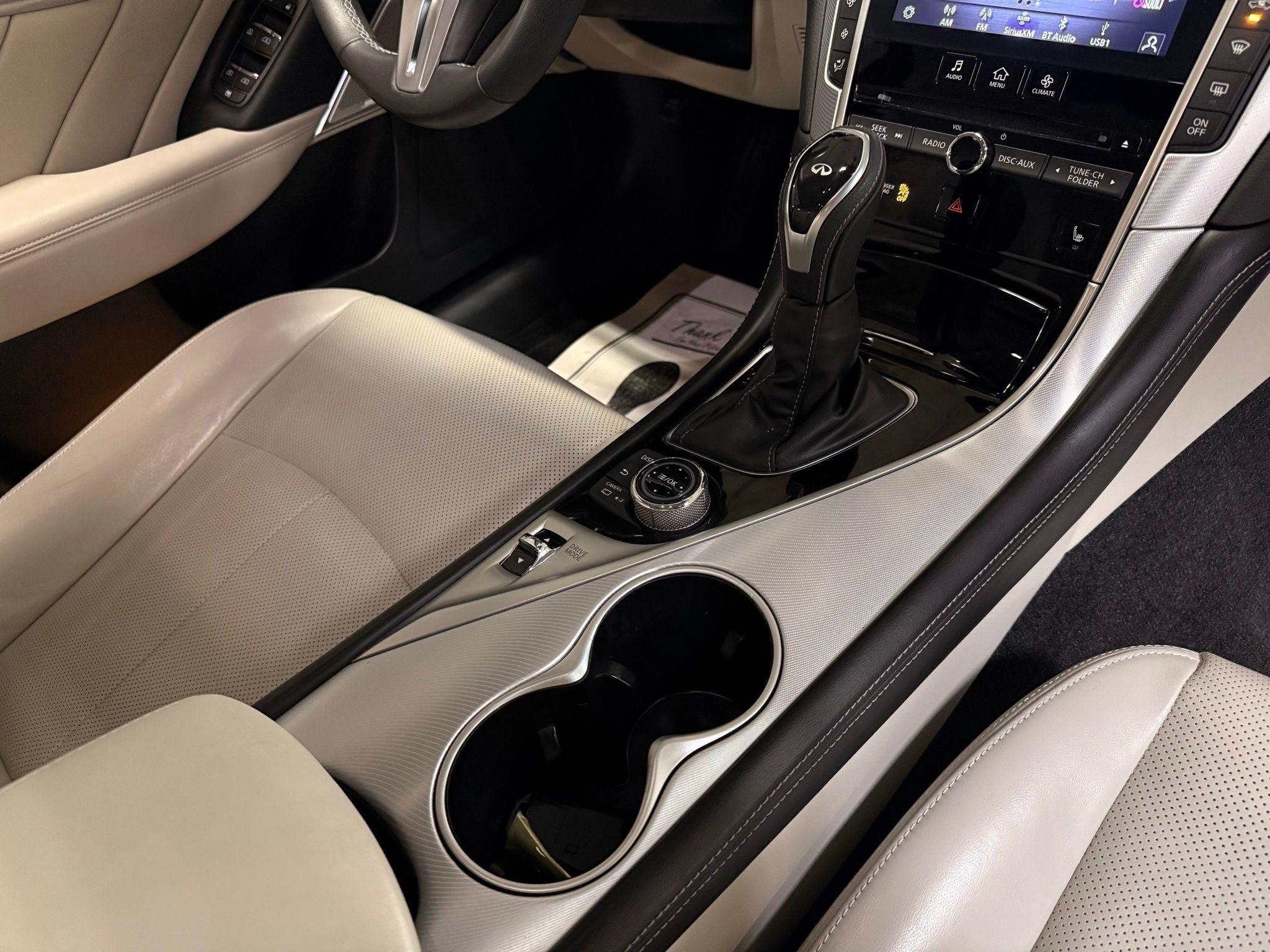 Infiniti Q50  2023