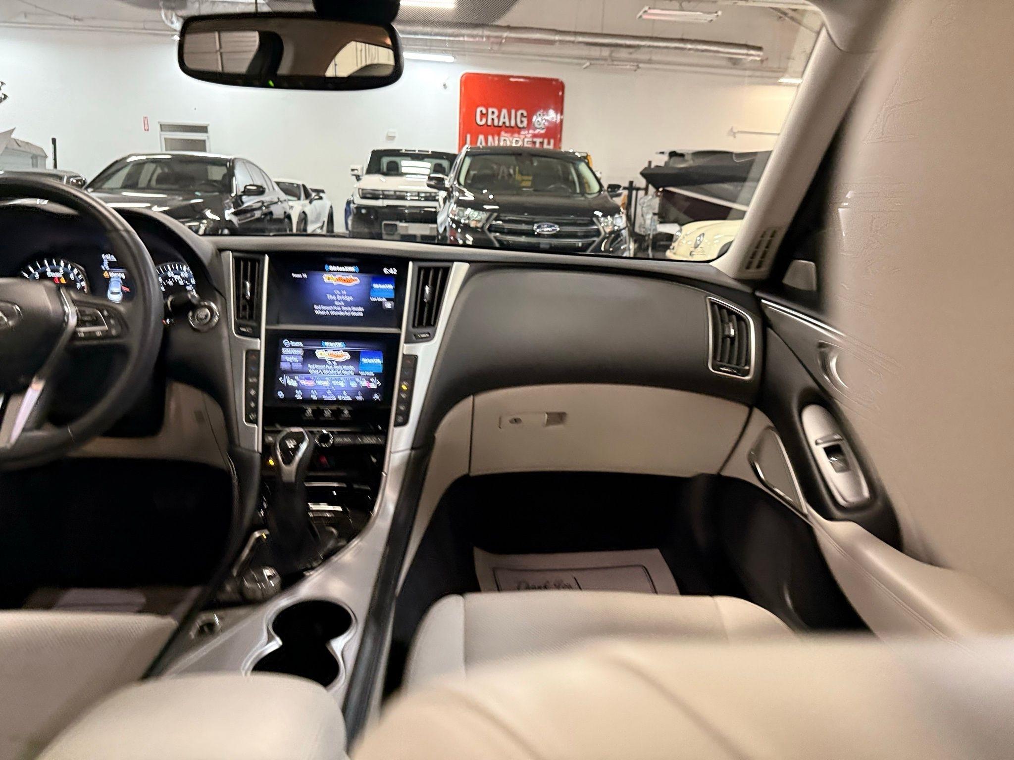 Infiniti Q50  2023