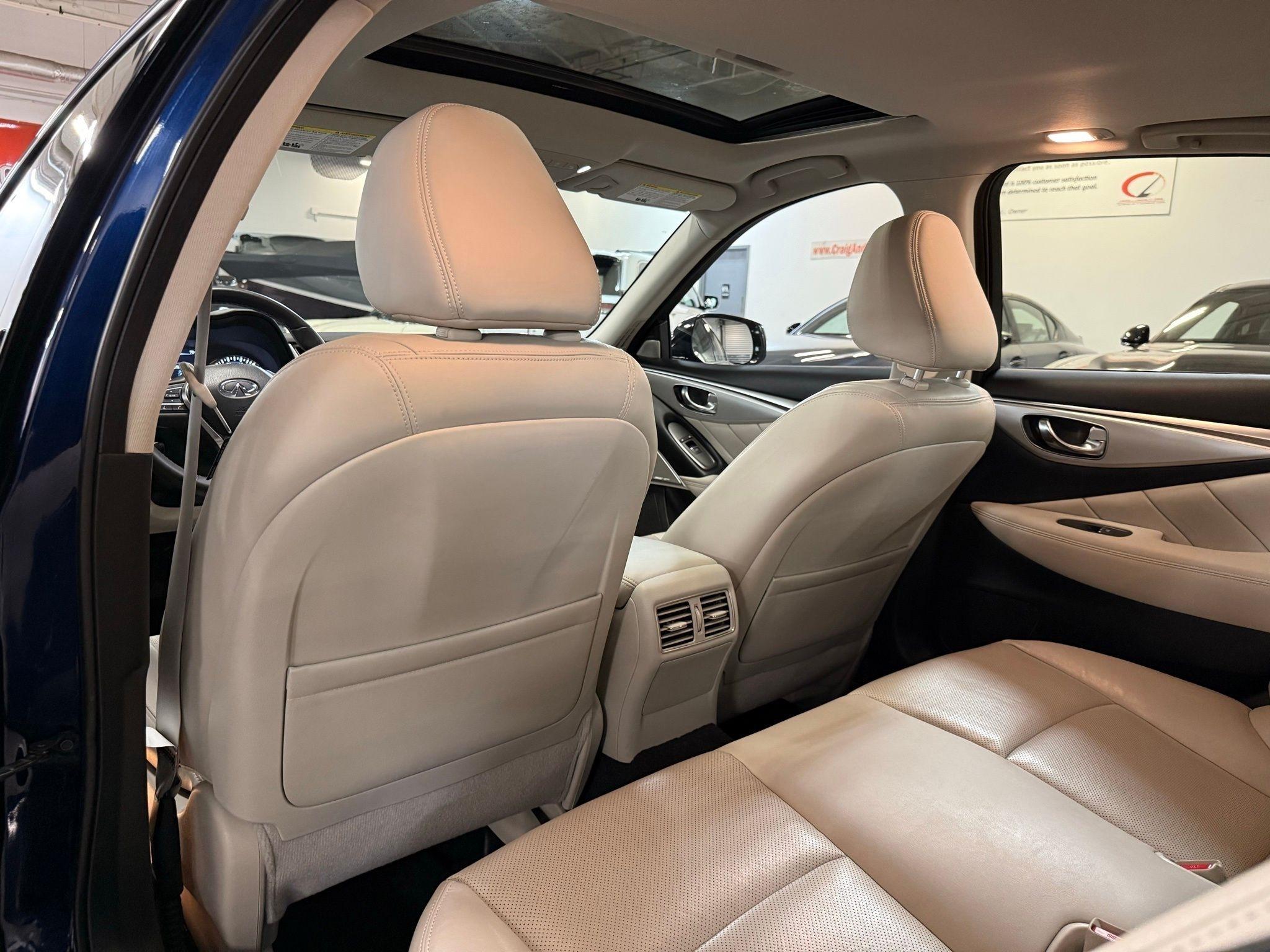 Infiniti Q50  2023
