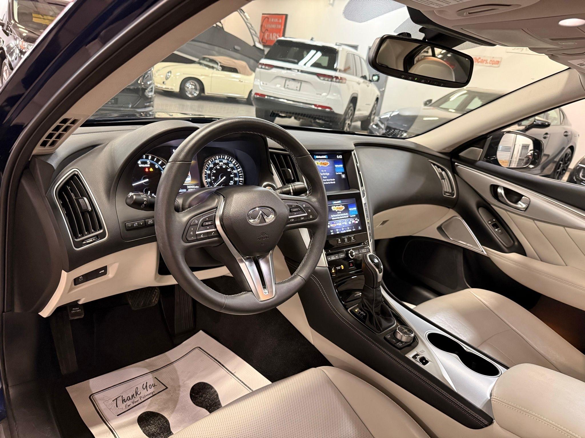 Infiniti Q50  2023