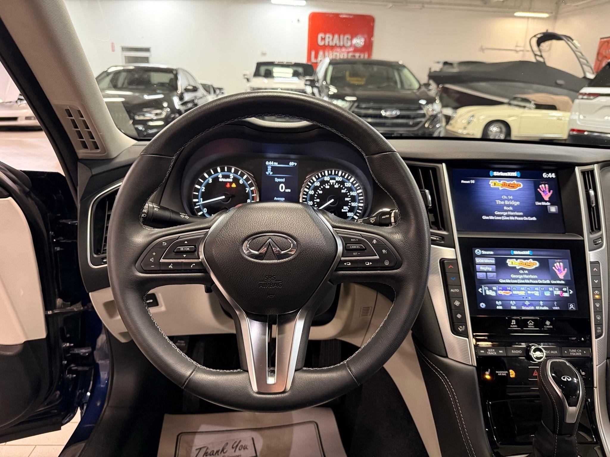 Infiniti Q50  2023
