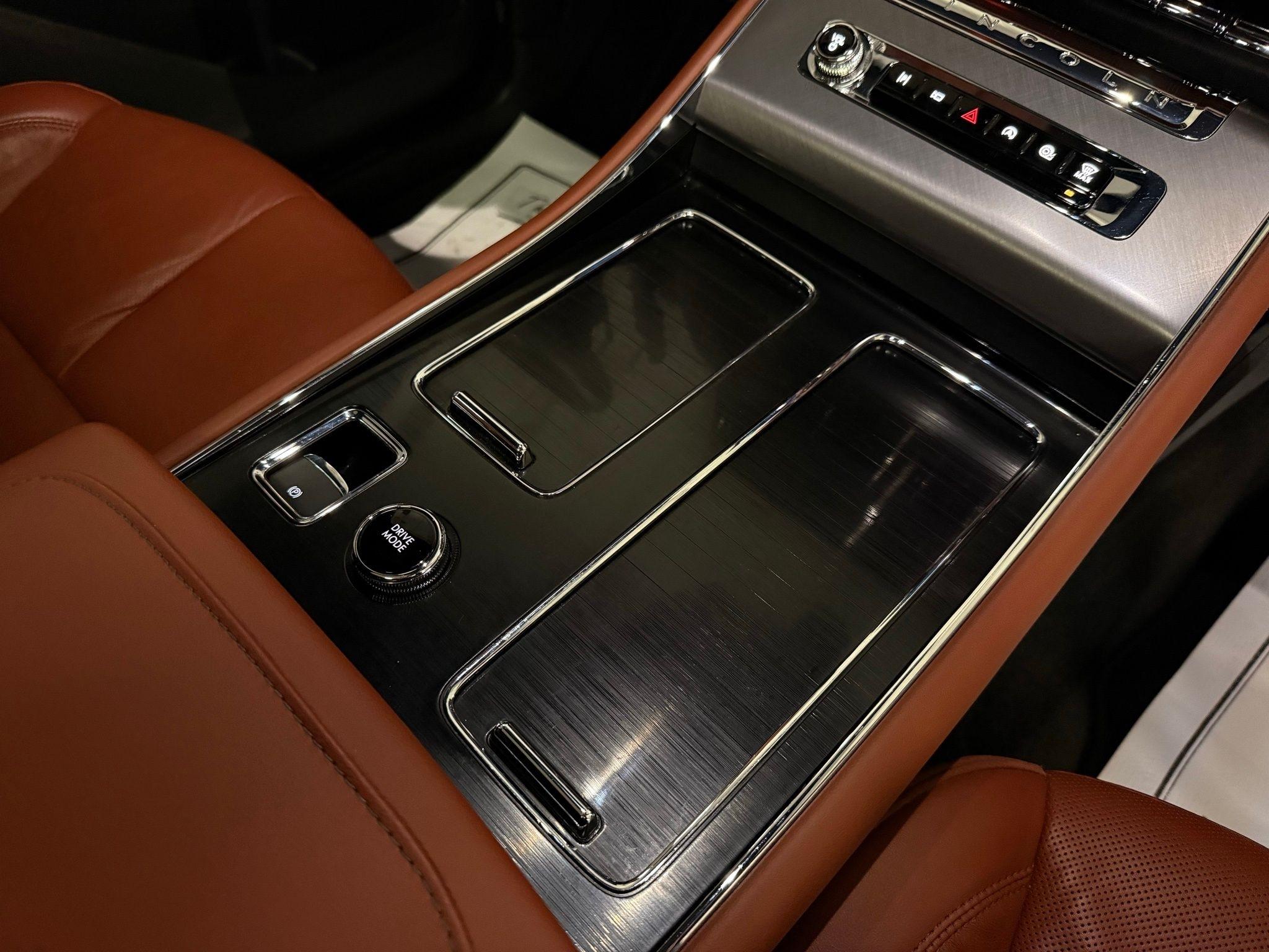 Lincoln Aviator  2025