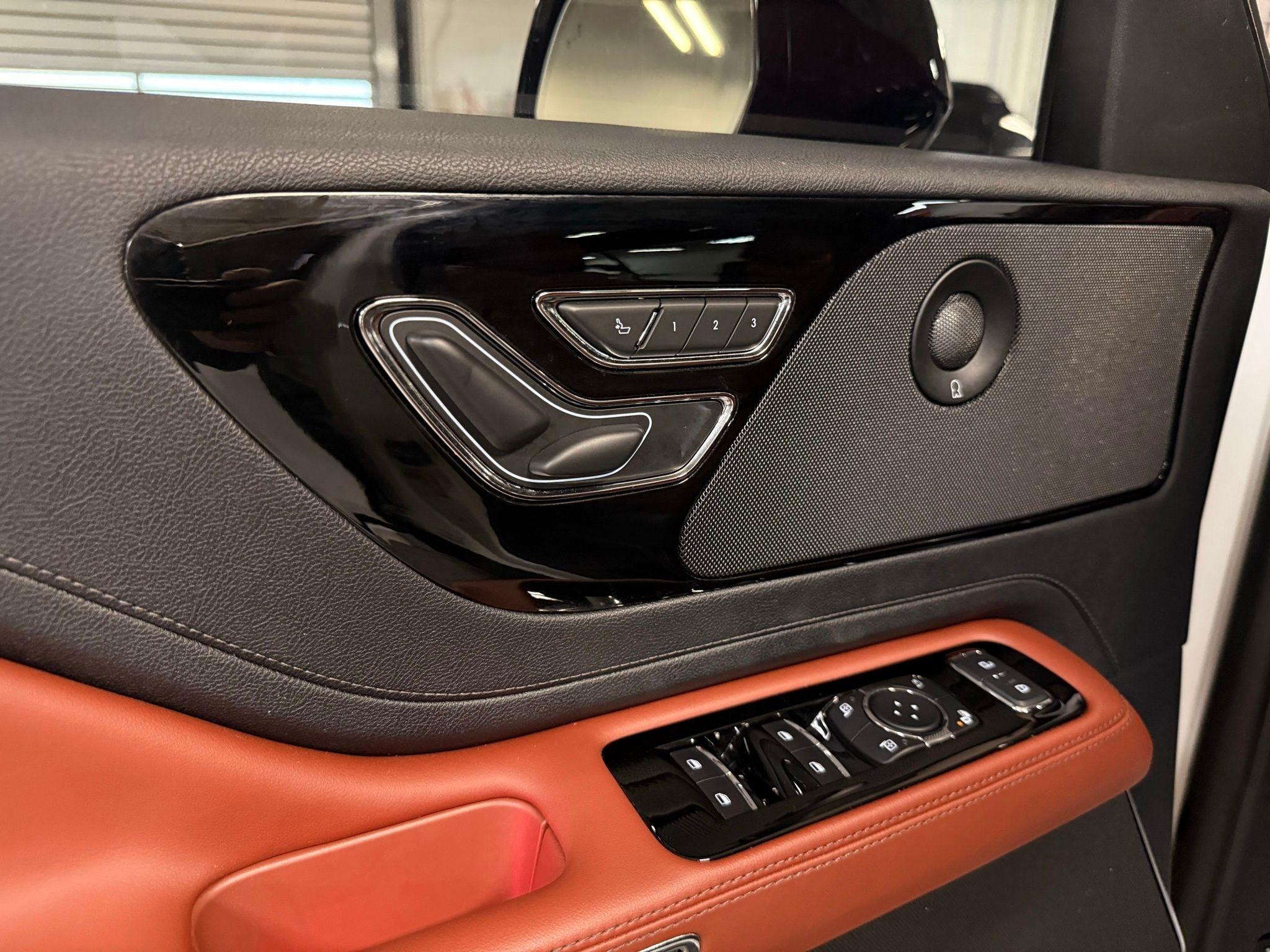 Lincoln Aviator  2025