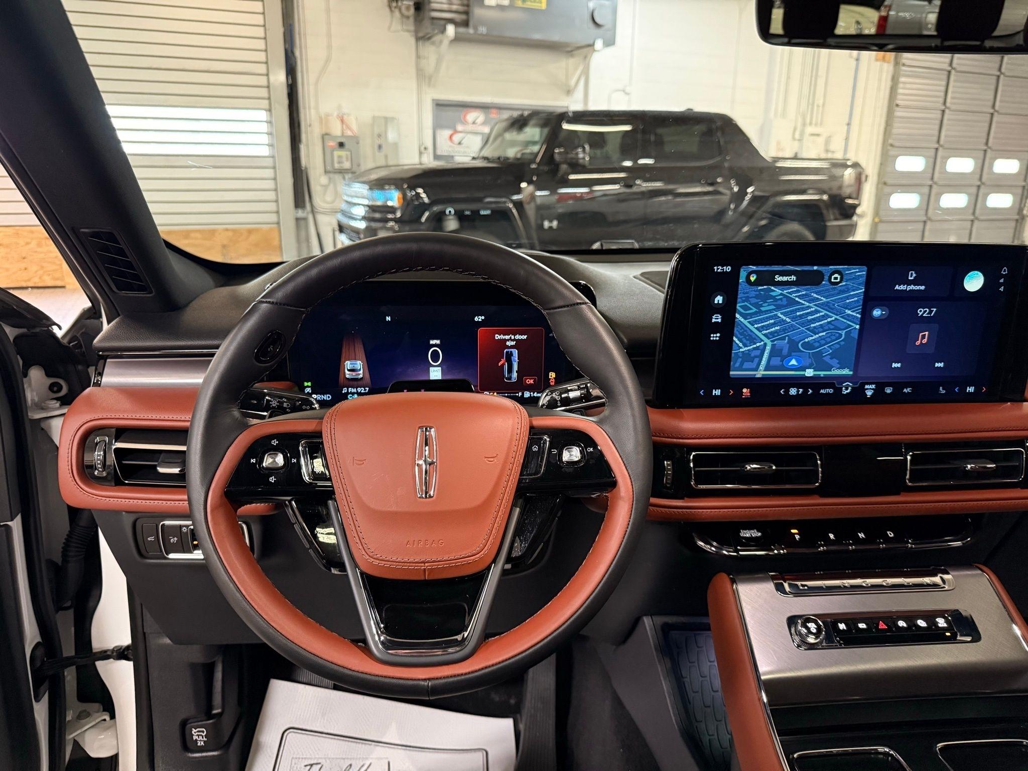 Lincoln Aviator  2025