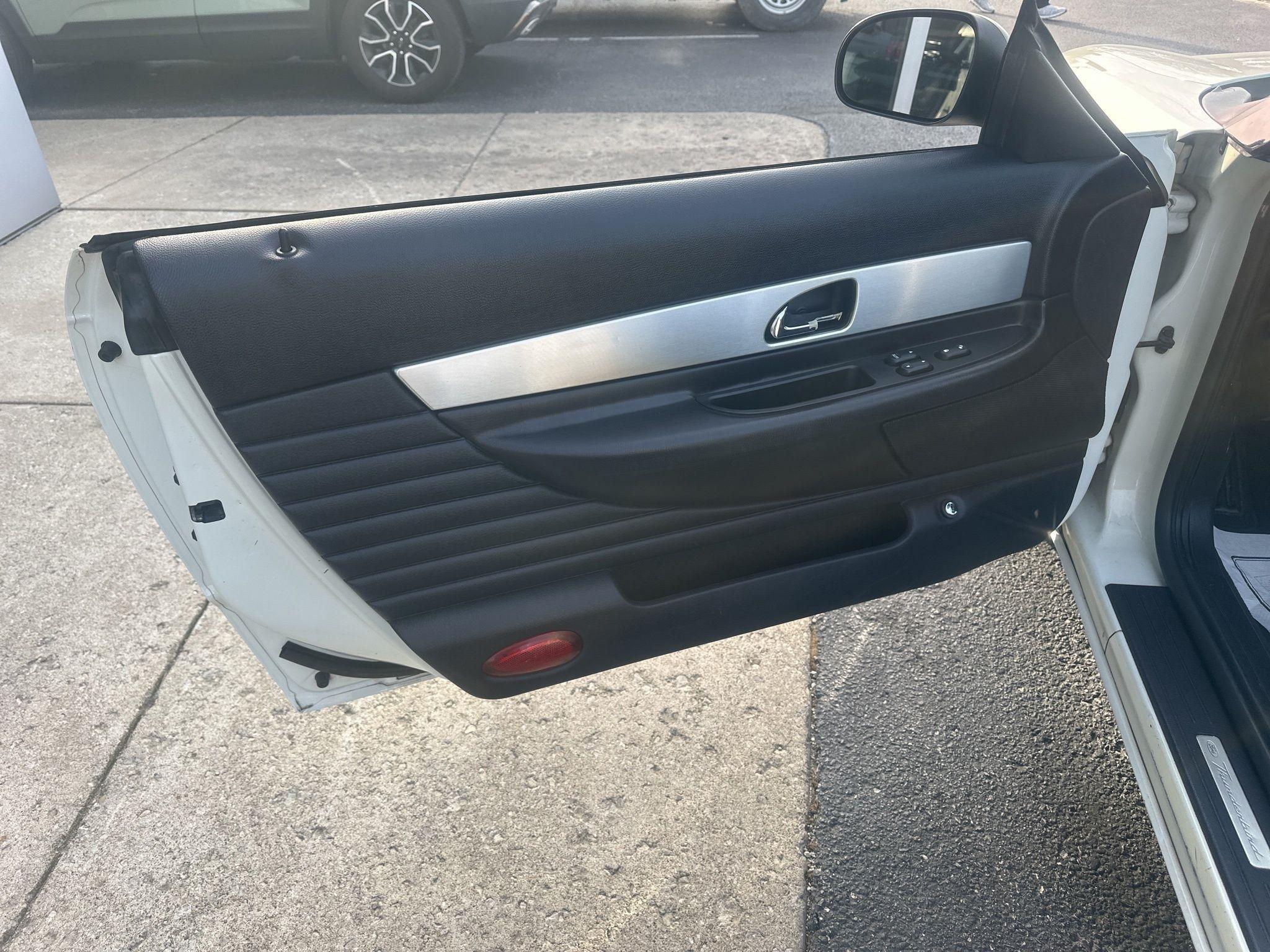 Ford Thunderbird  2003